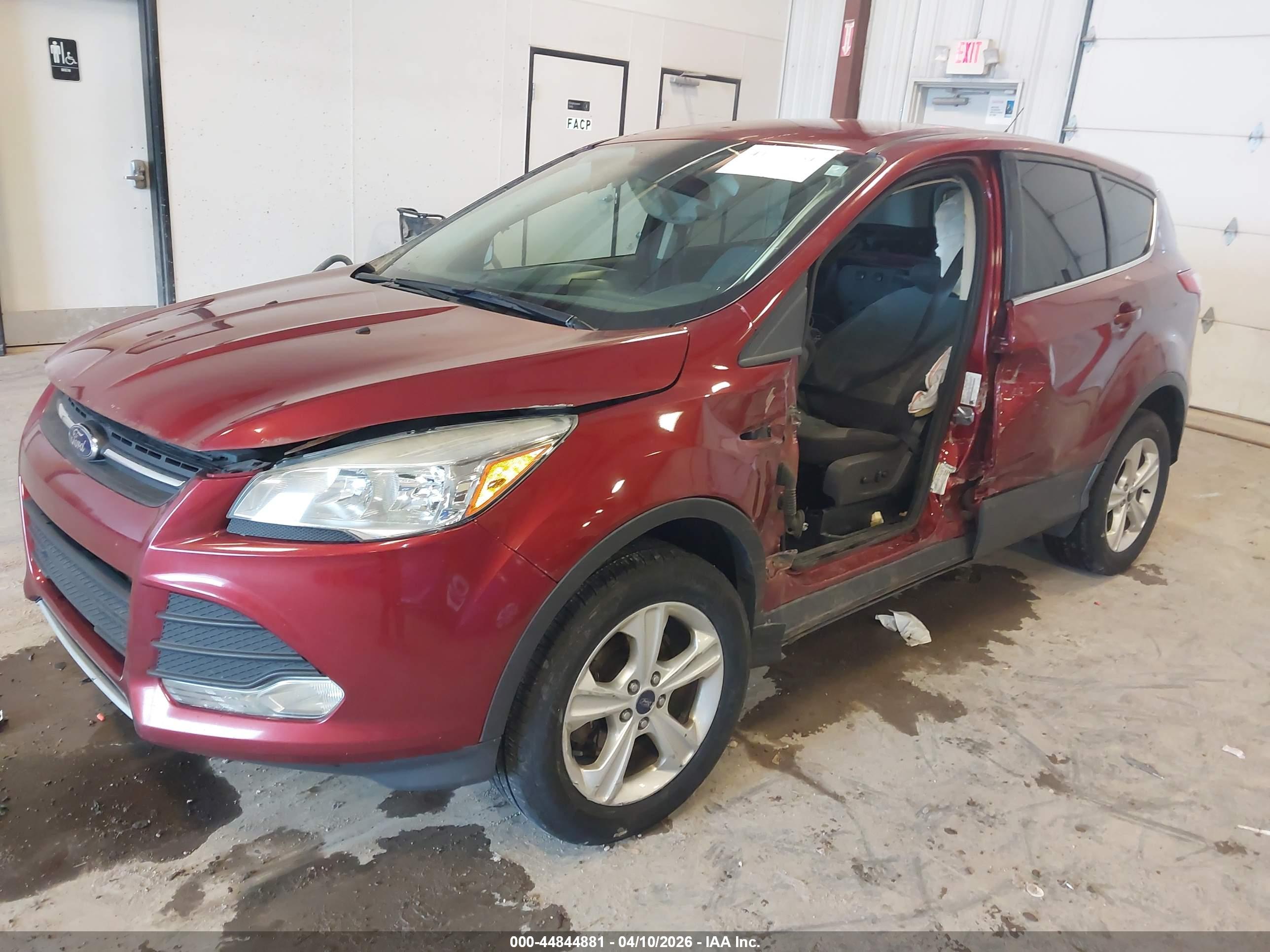 FORD ESCAPE image 2