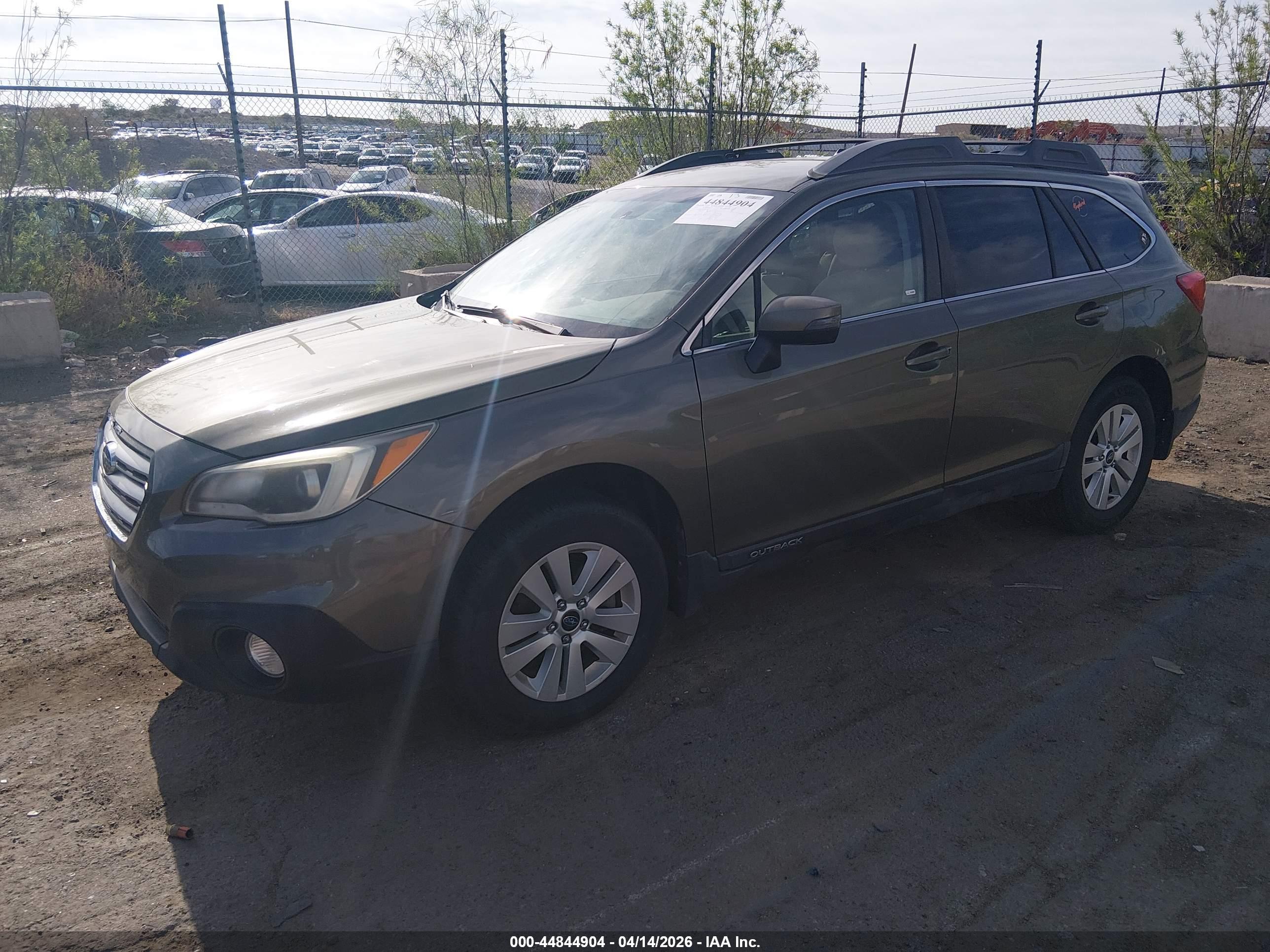 SUBARU OUTBACK image 2
