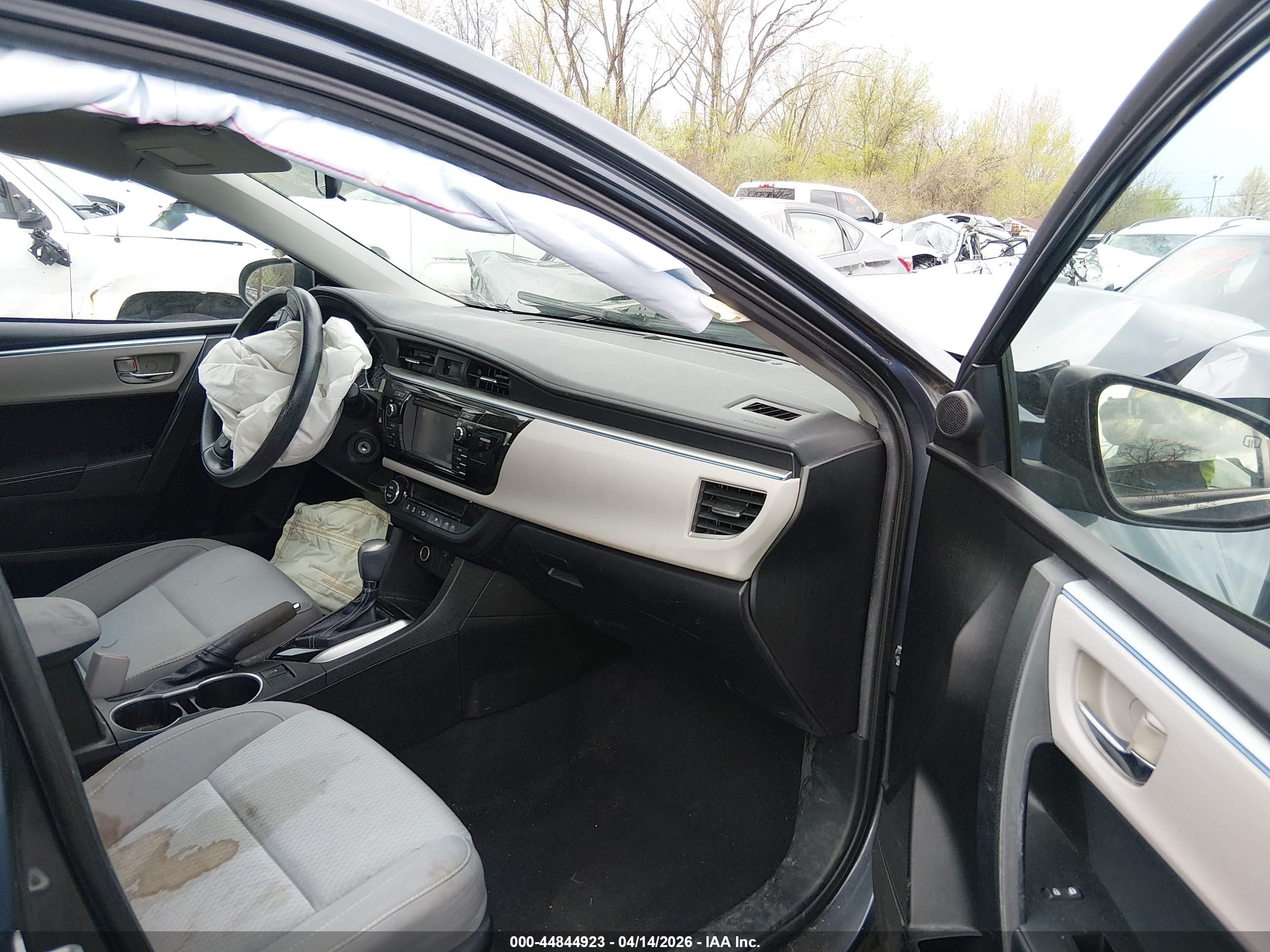 TOYOTA COROLLA image 5