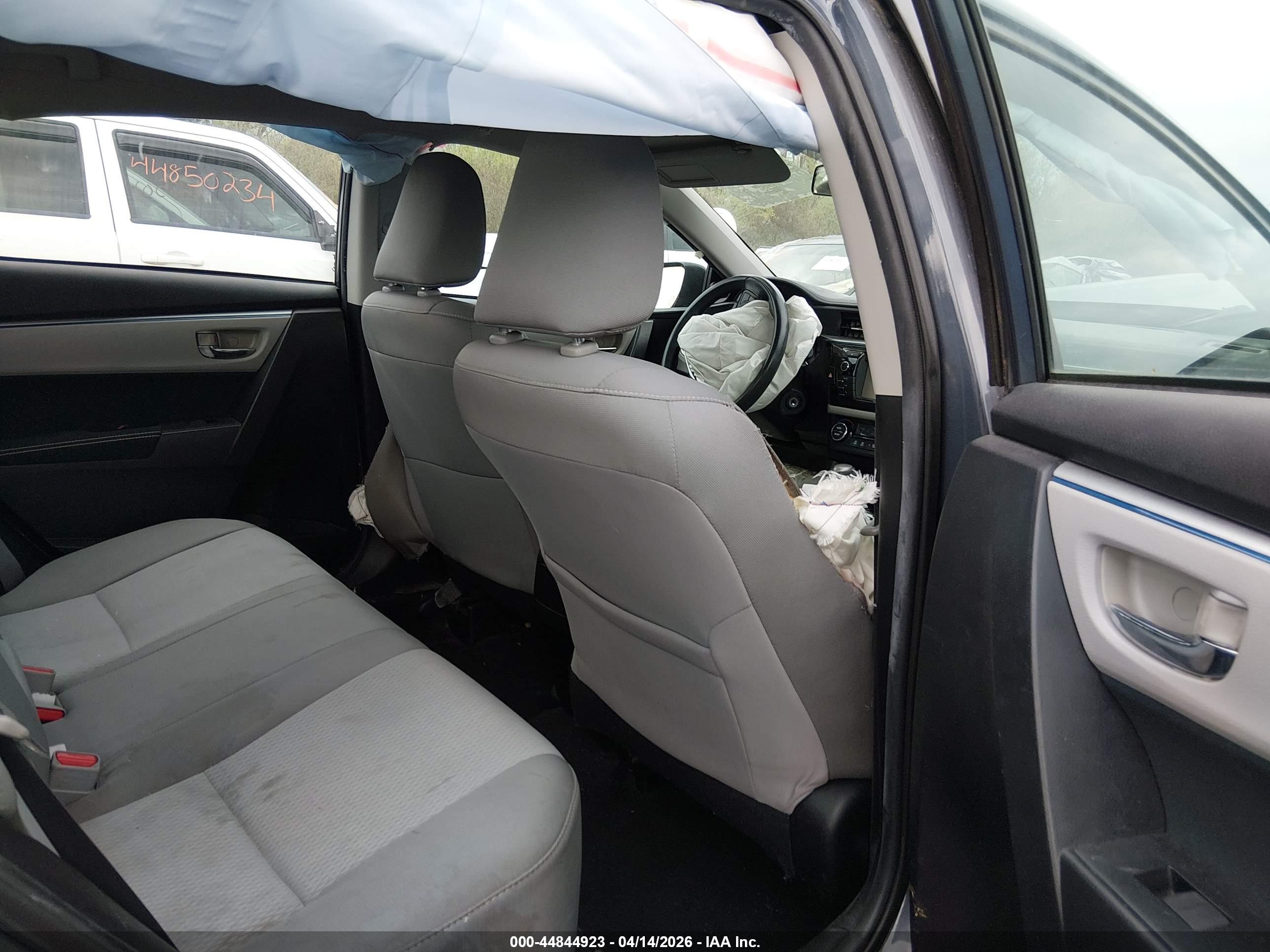 TOYOTA COROLLA image 8