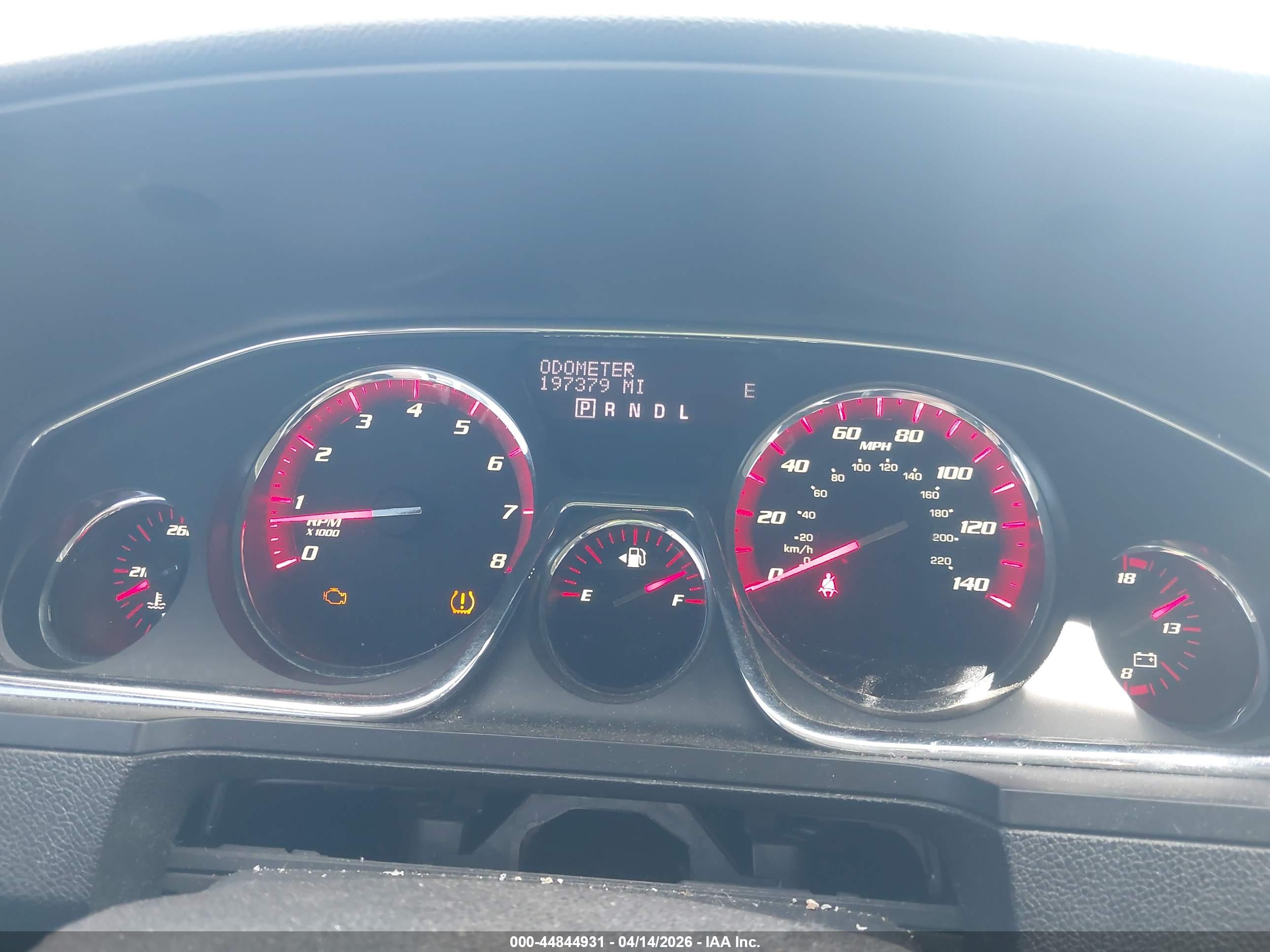 GMC ACADIA image 7