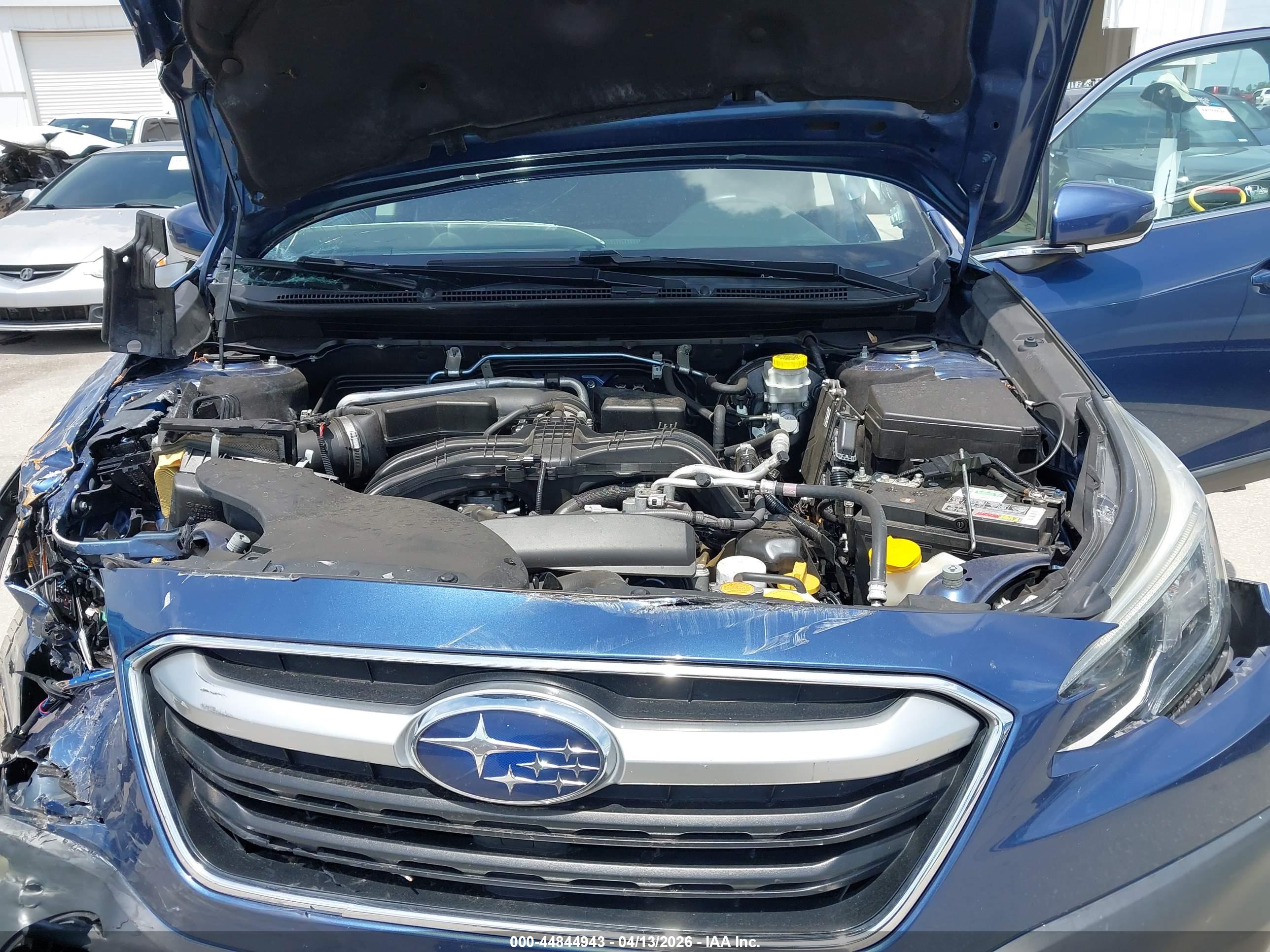 SUBARU OUTBACK image 10