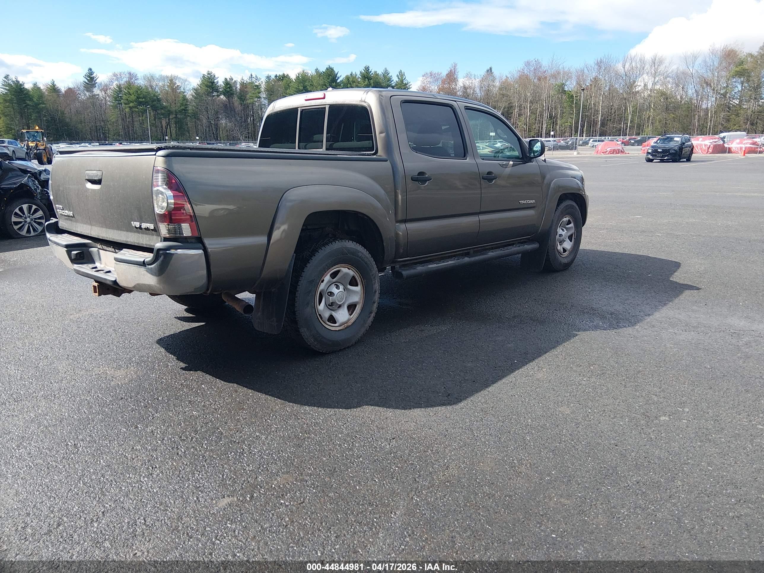 TOYOTA TACOMA image 4