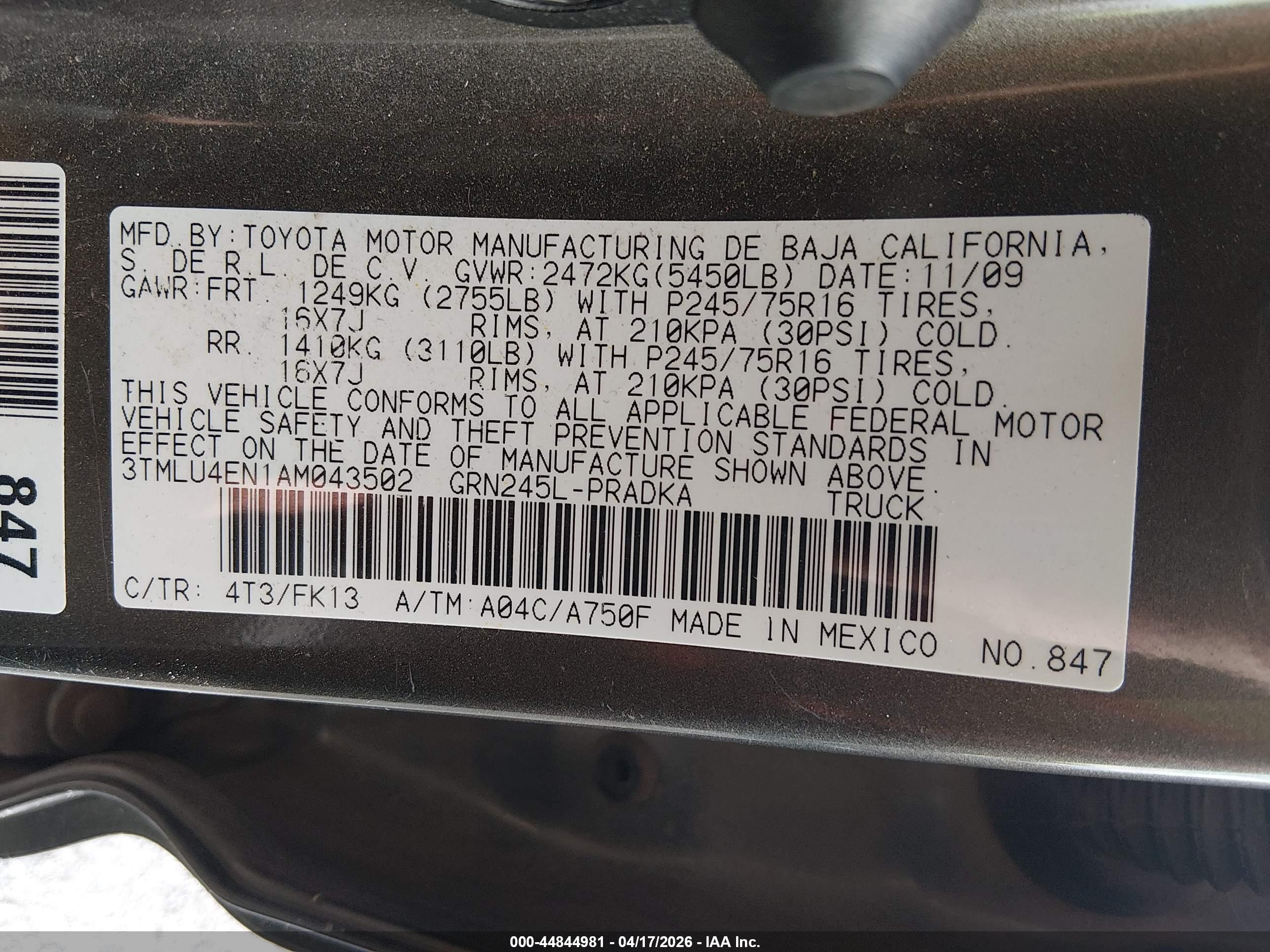 TOYOTA TACOMA image 9