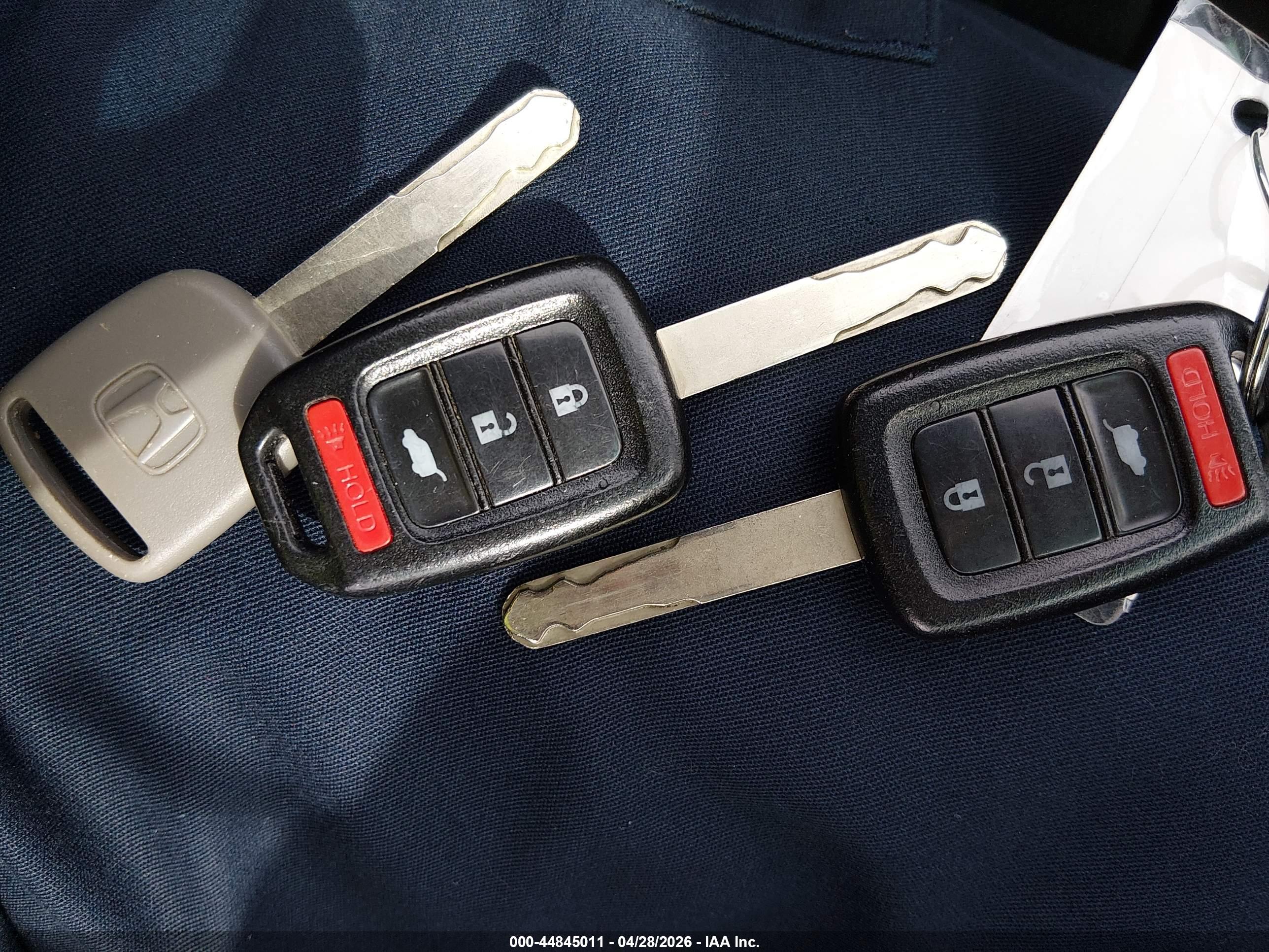 HONDA CR-V image 11