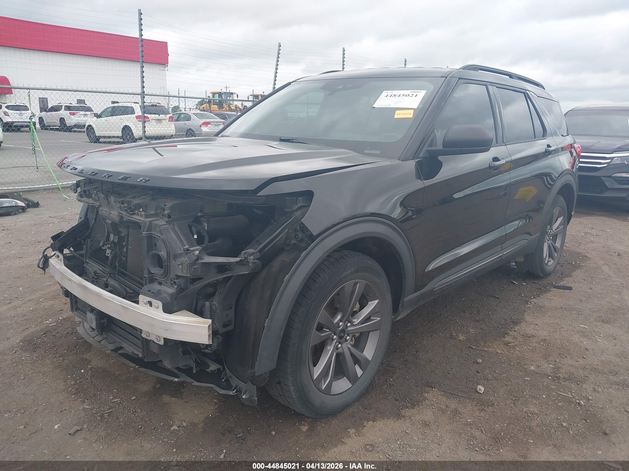 FORD EXPLORER image 2