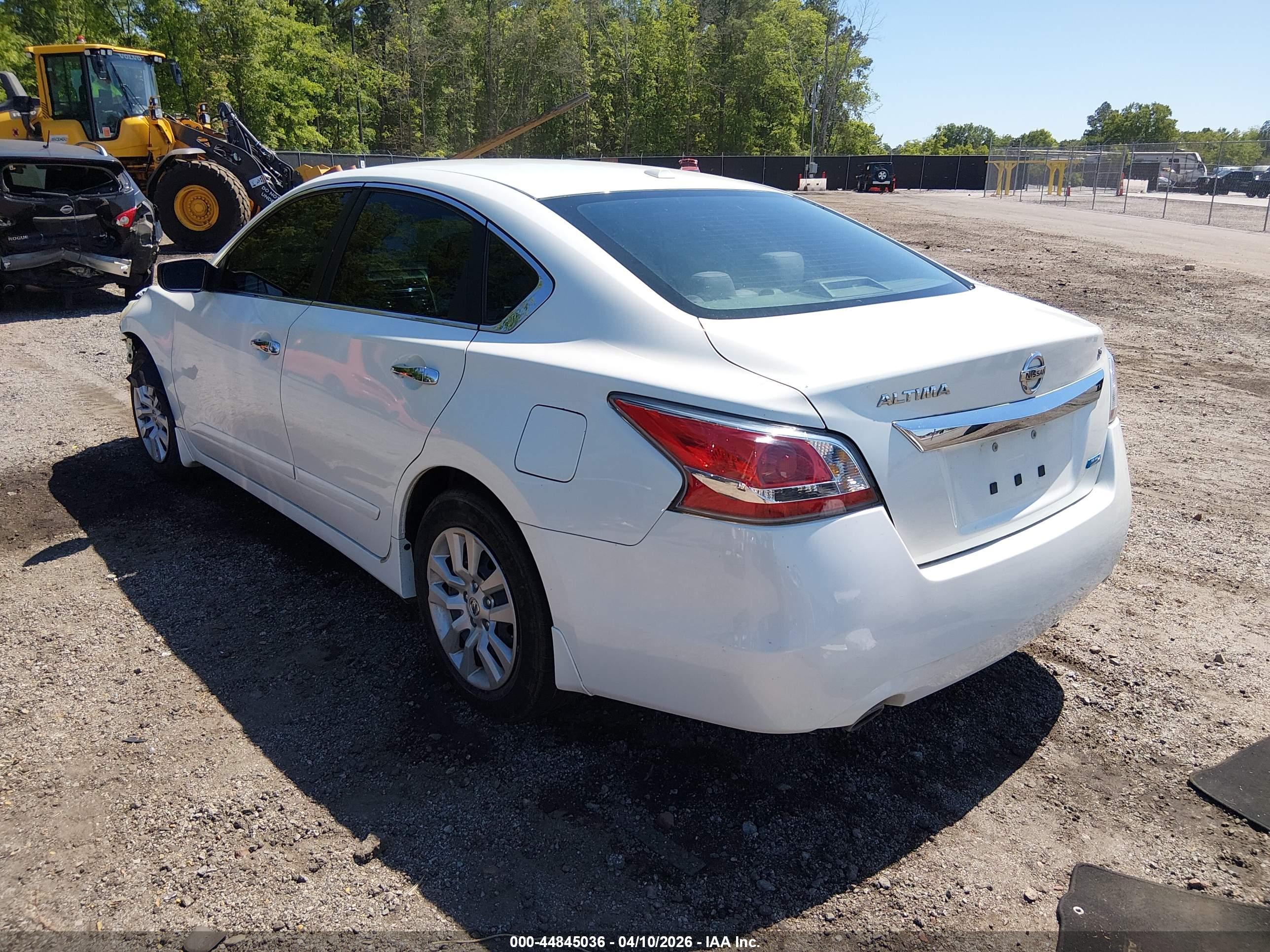 NISSAN ALTIMA image 3