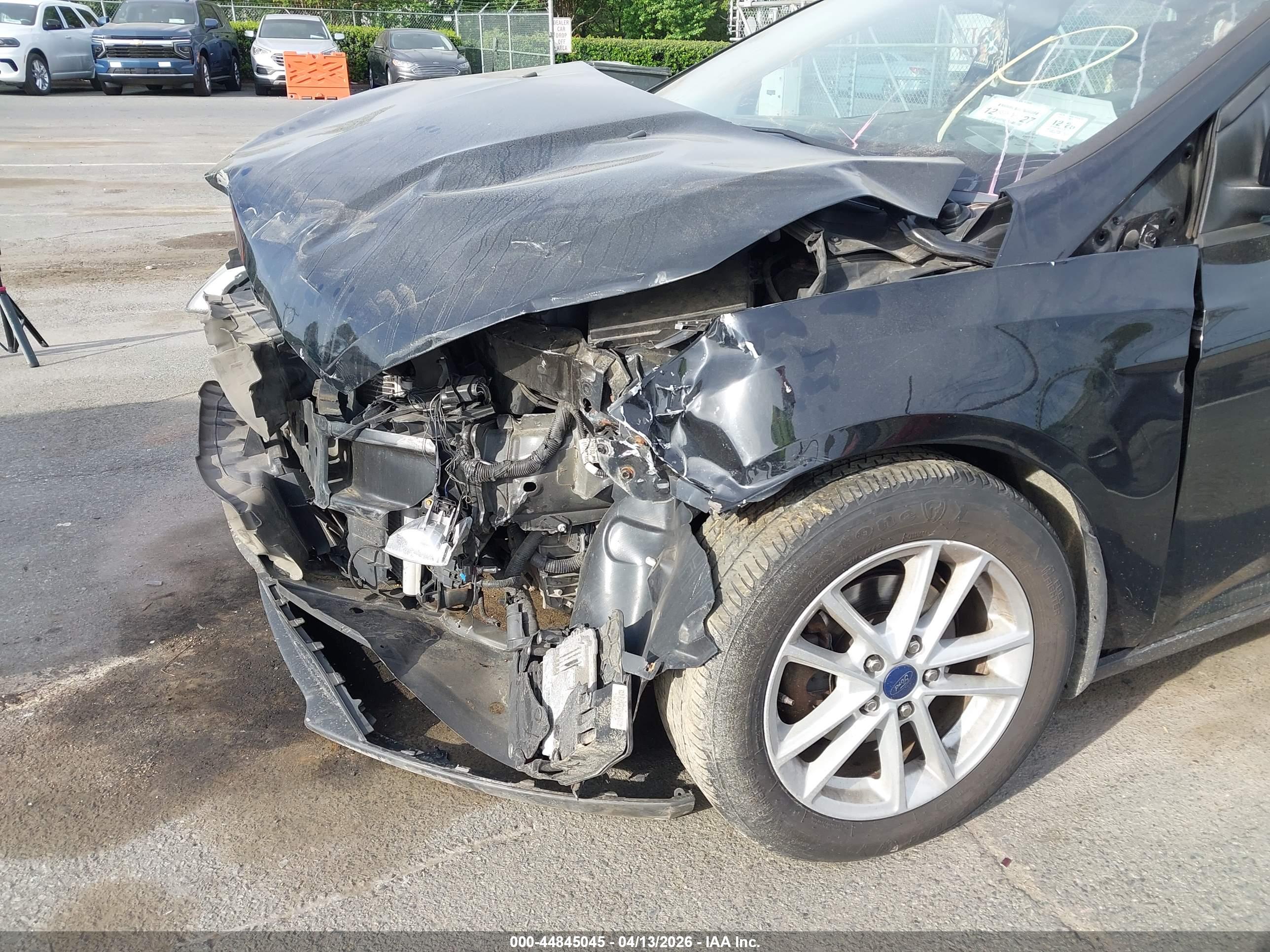 FORD FOCUS image 6
