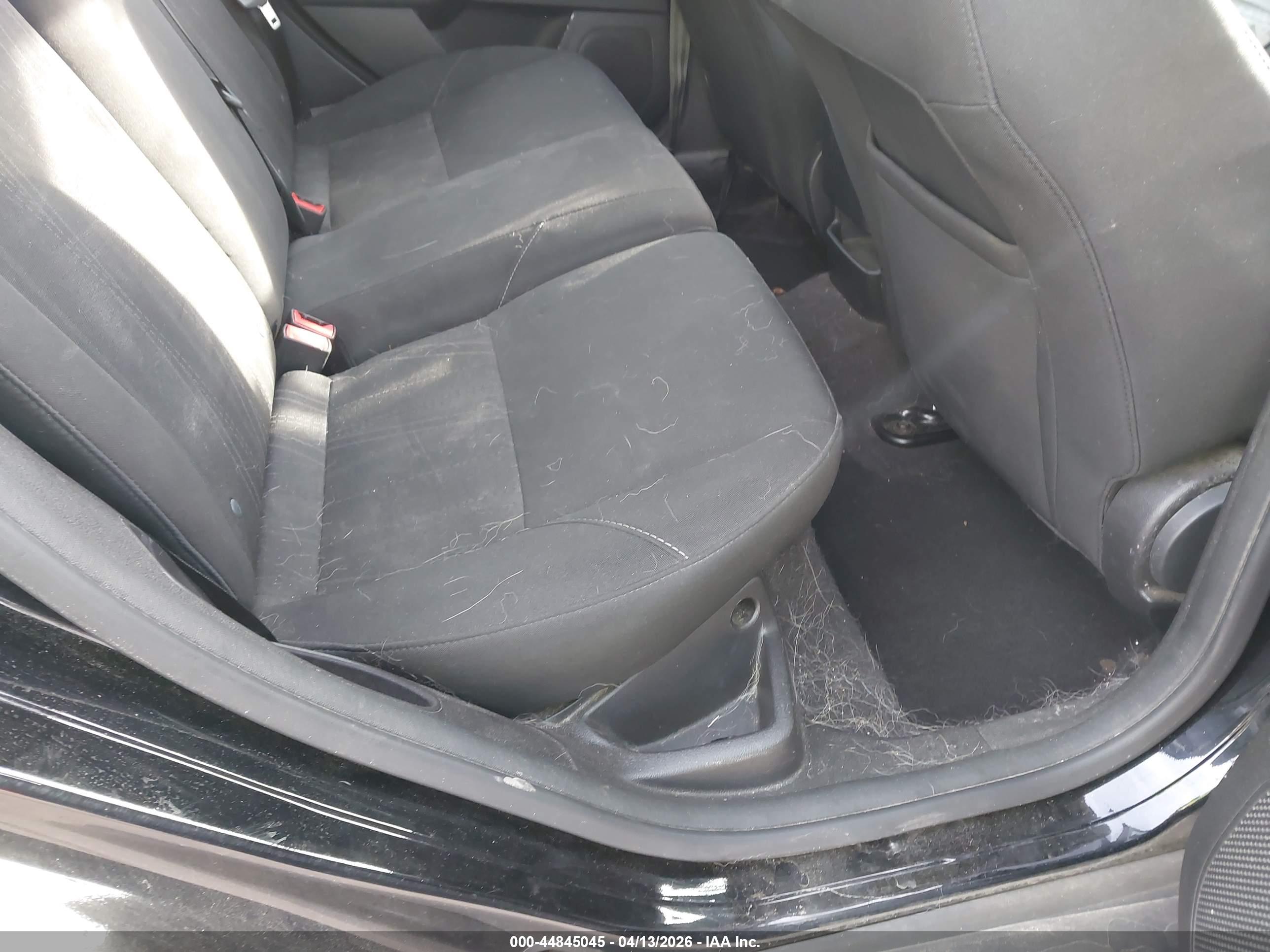 FORD FOCUS image 8