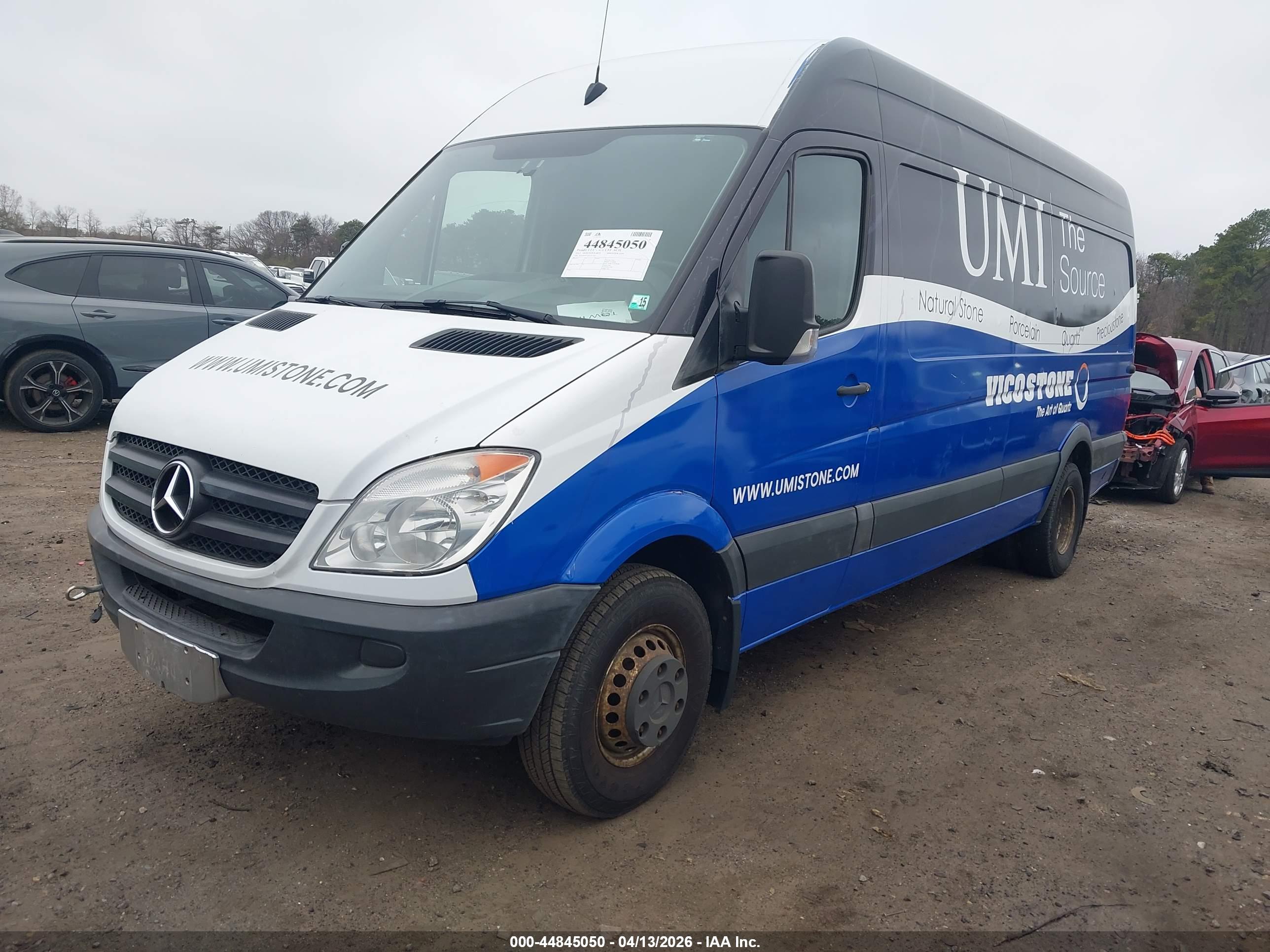 MERCEDES-BENZ SPRINTER image 2