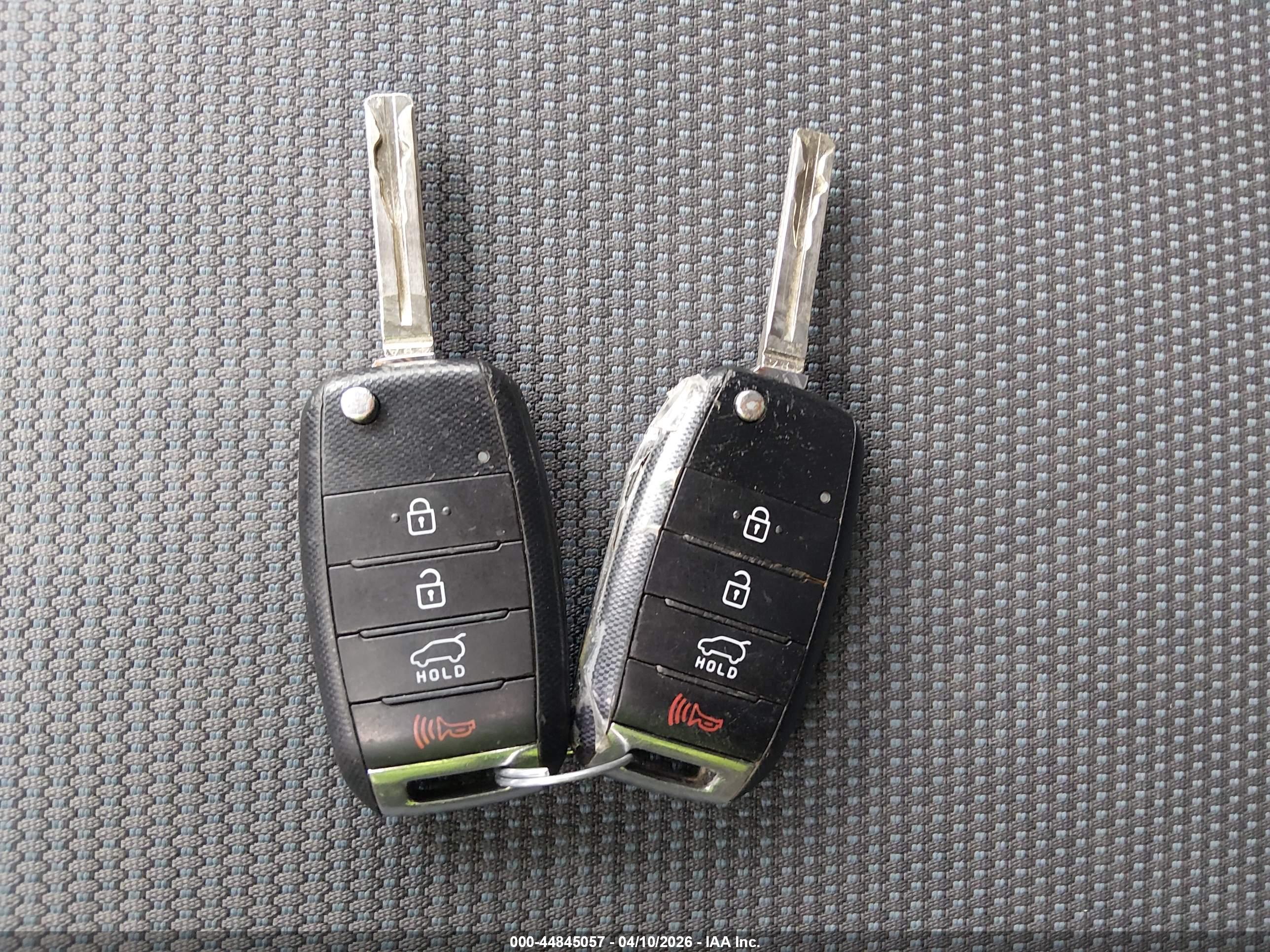 KIA SPORTAGE image 11