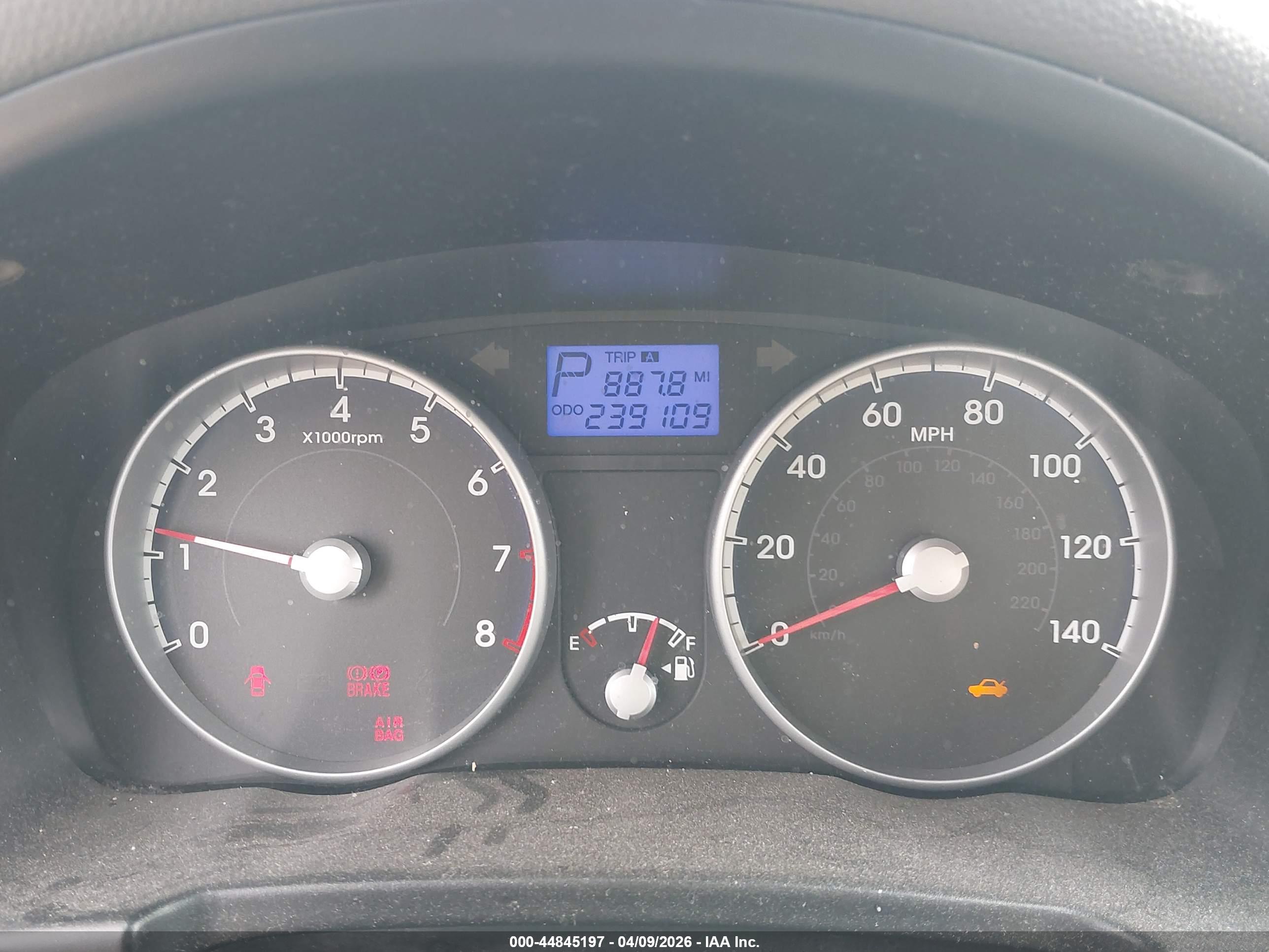 HYUNDAI ACCENT image 7