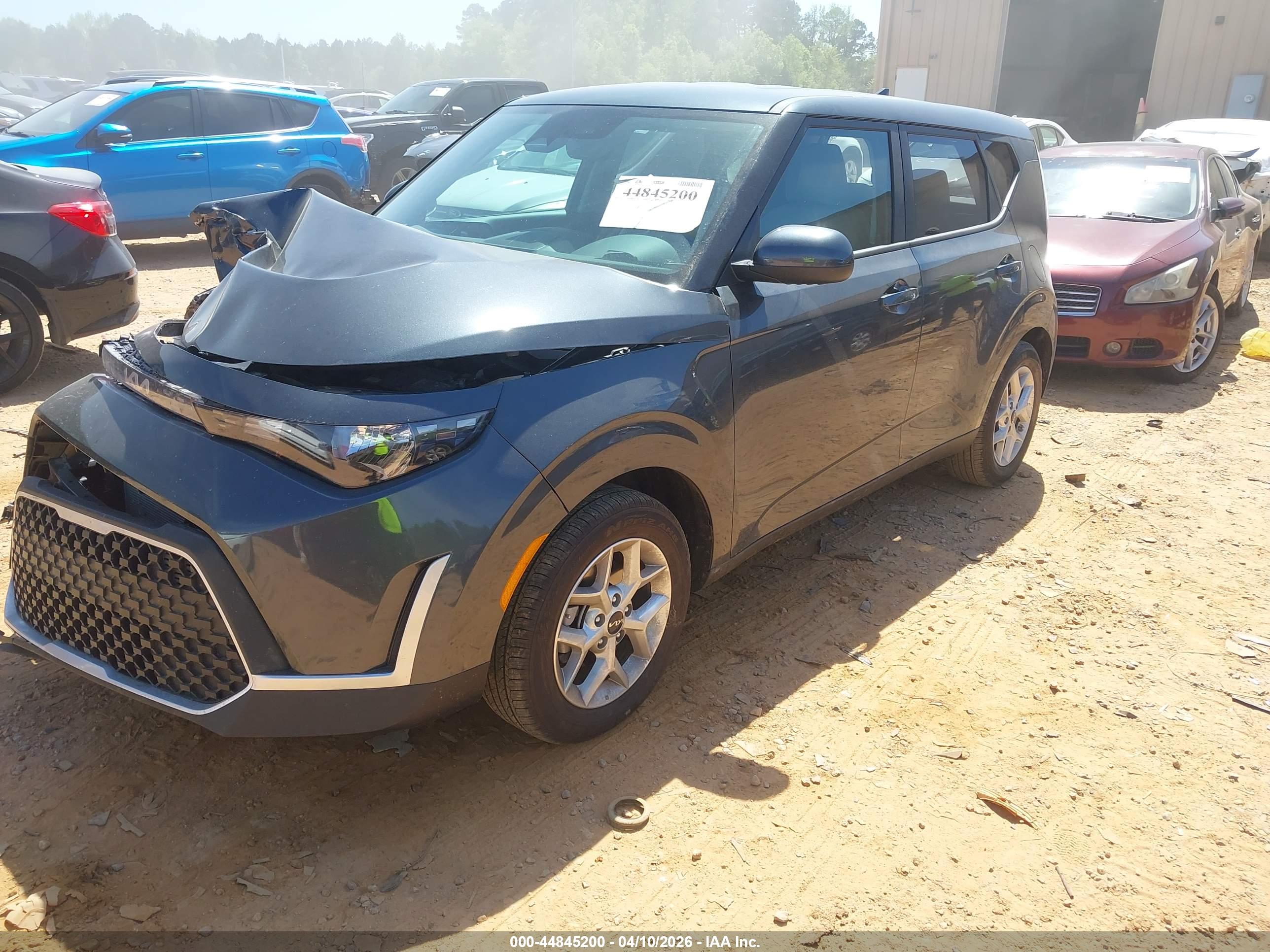KIA SOUL image 2