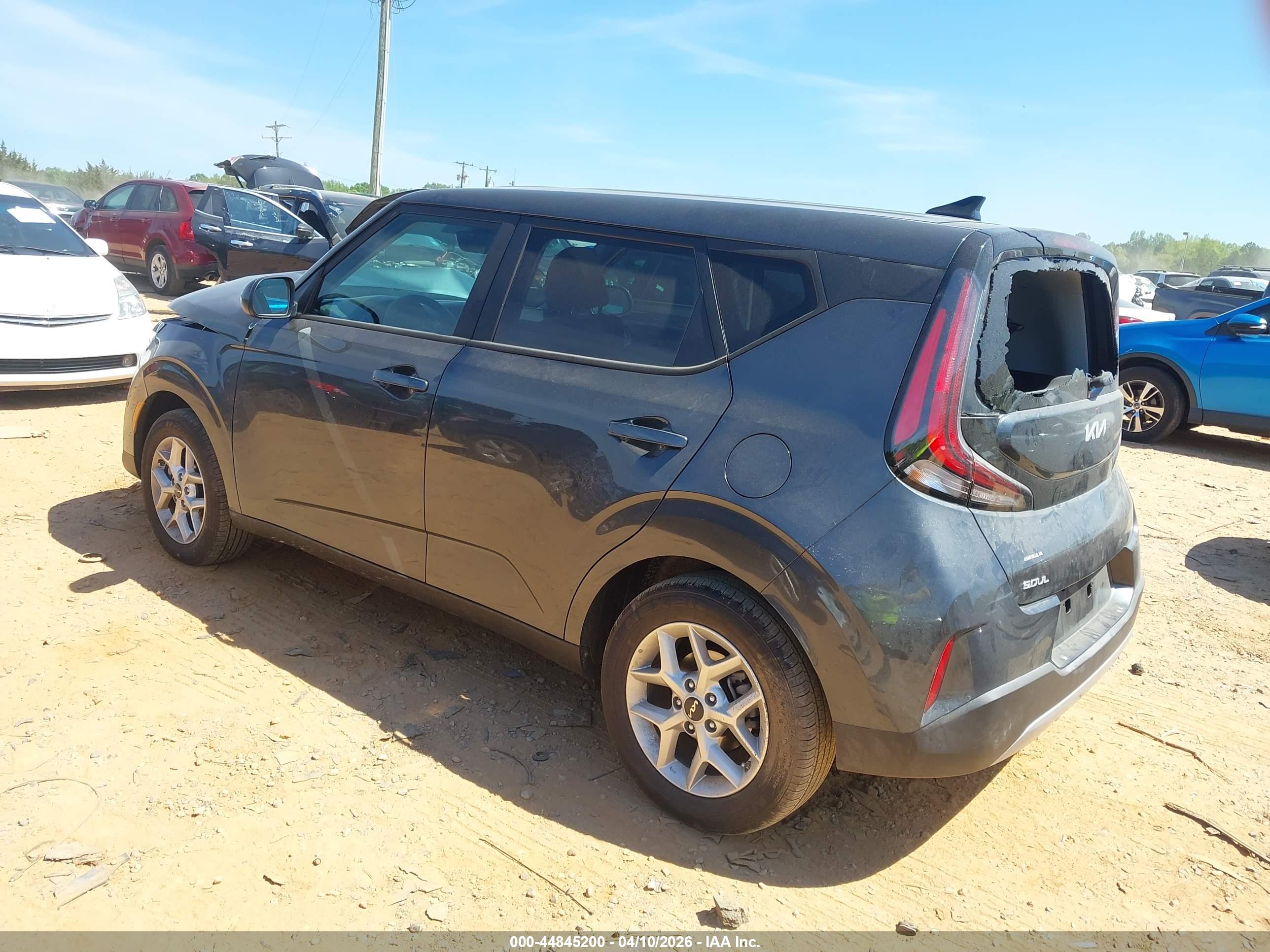KIA SOUL image 3