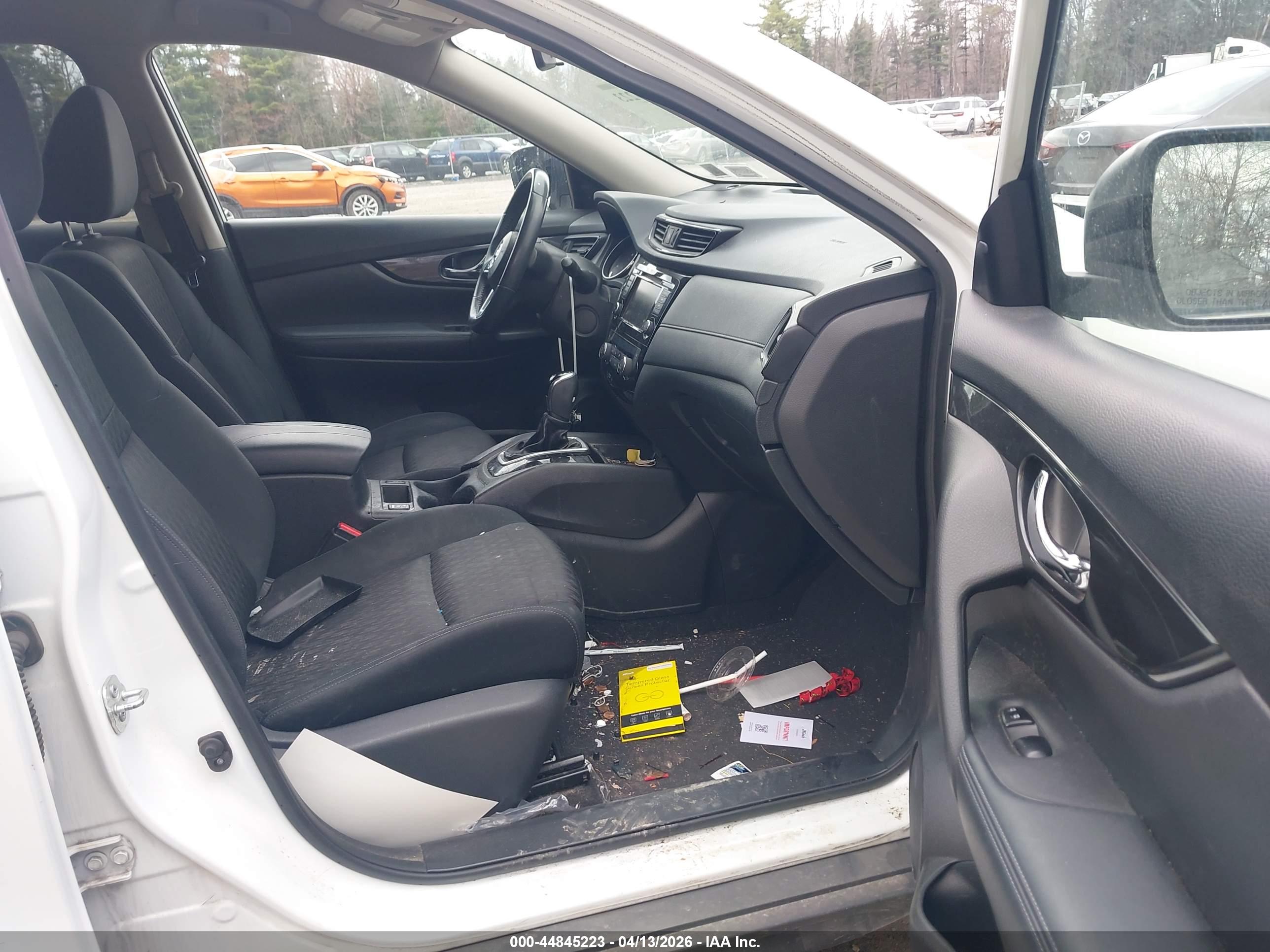 NISSAN ROGUE image 5