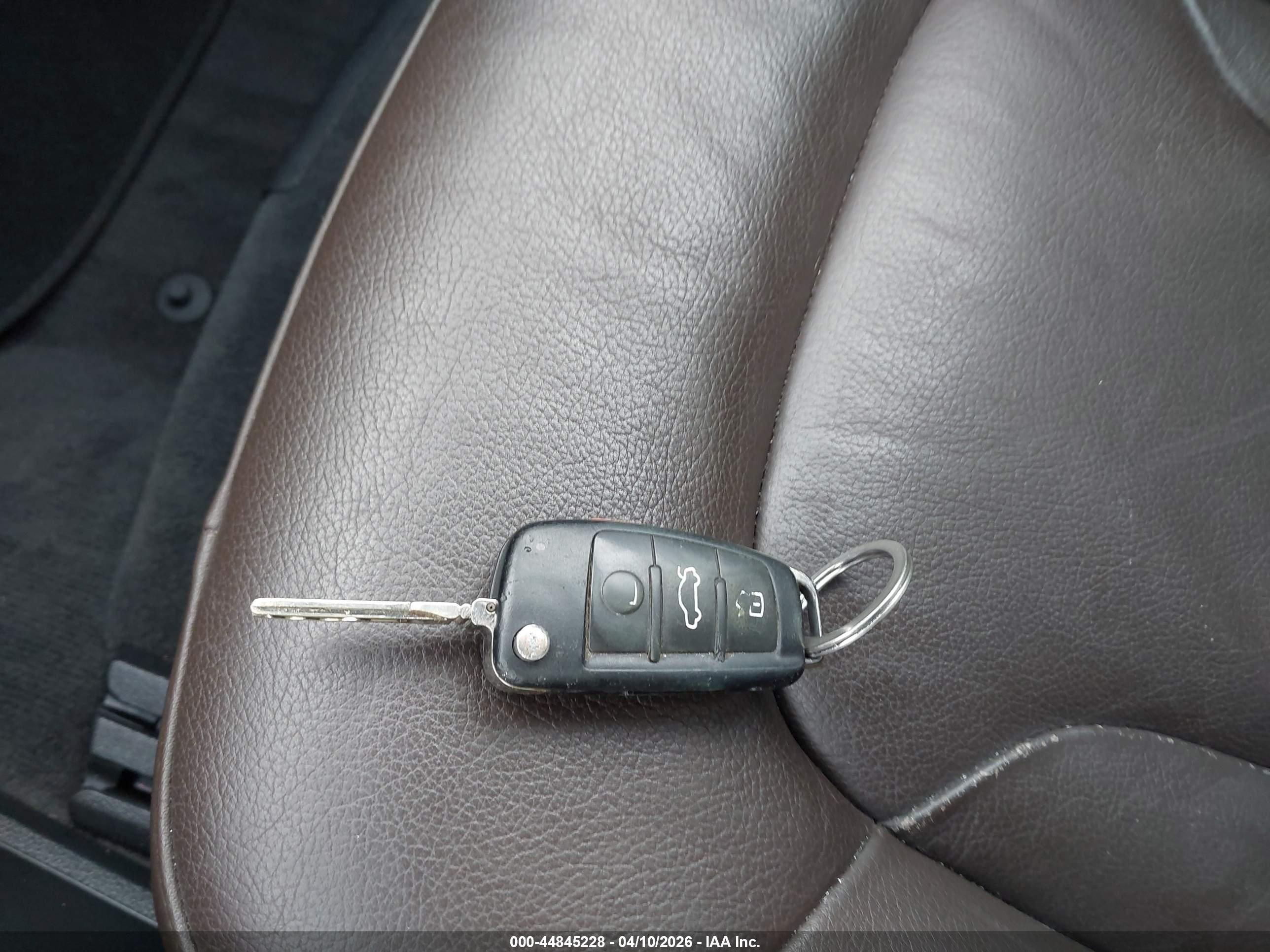 AUDI Q7 image 11