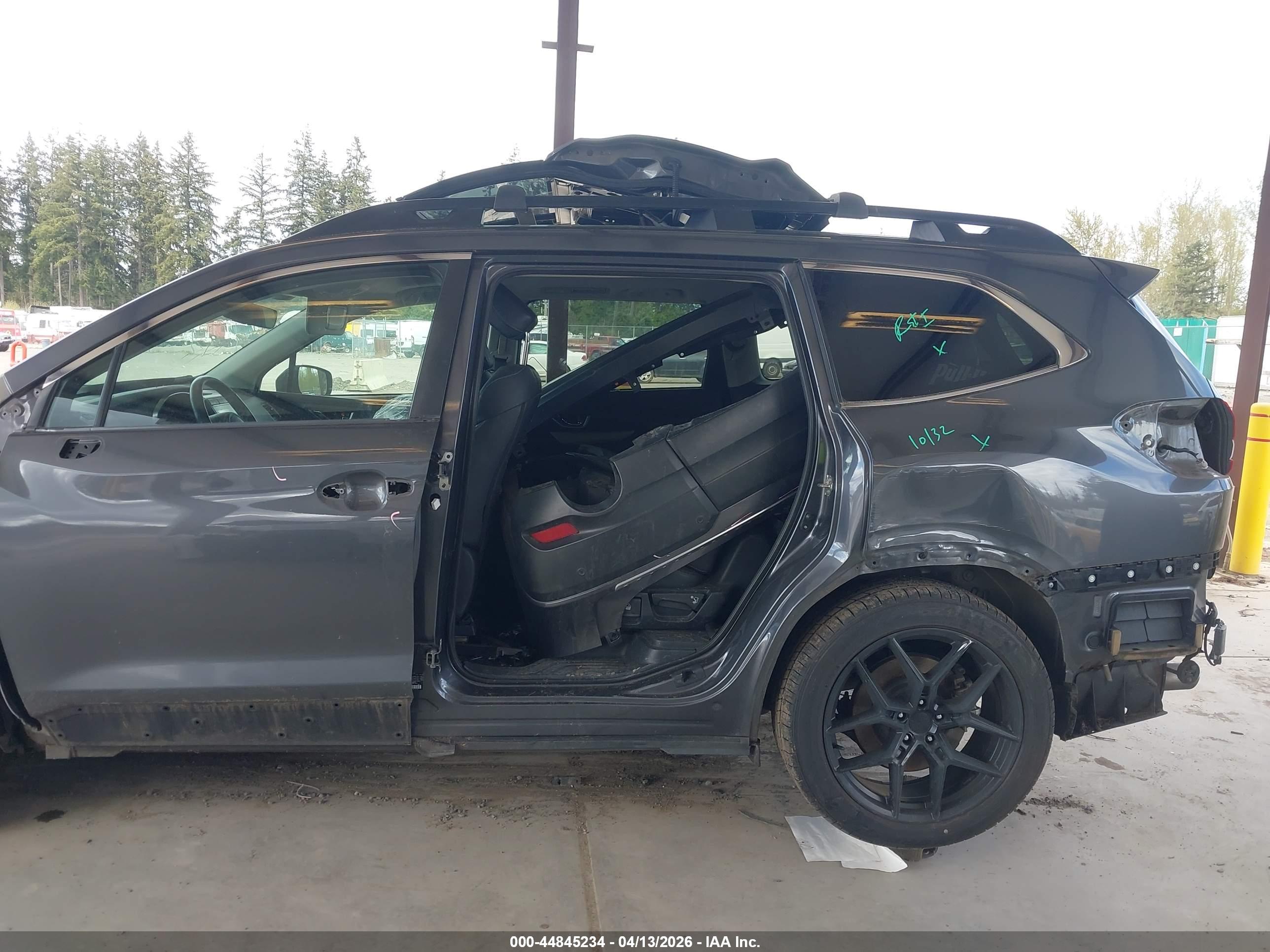 SUBARU ASCENT image 6