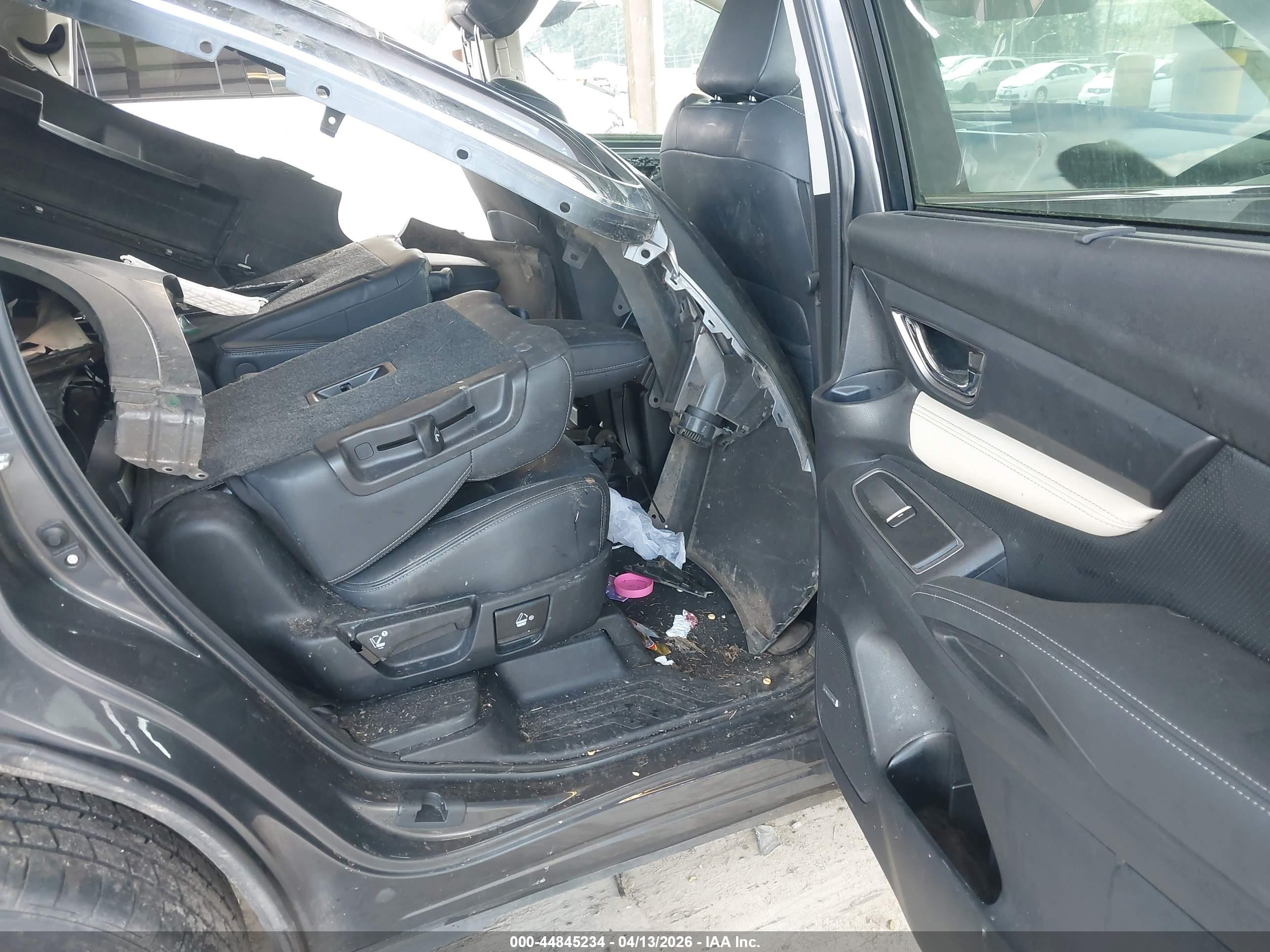 SUBARU ASCENT image 8