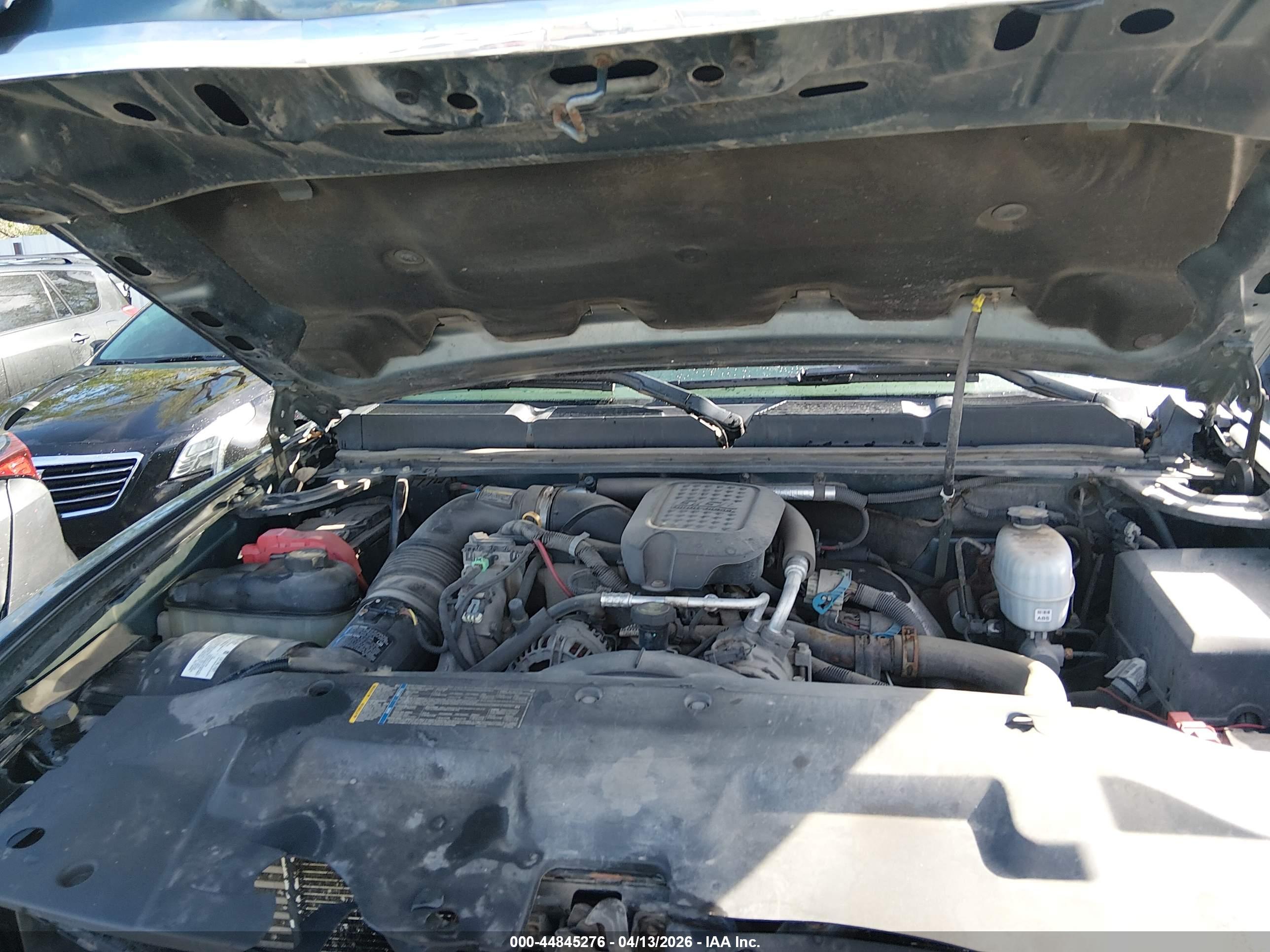CHEVROLET SILVERADO image 10