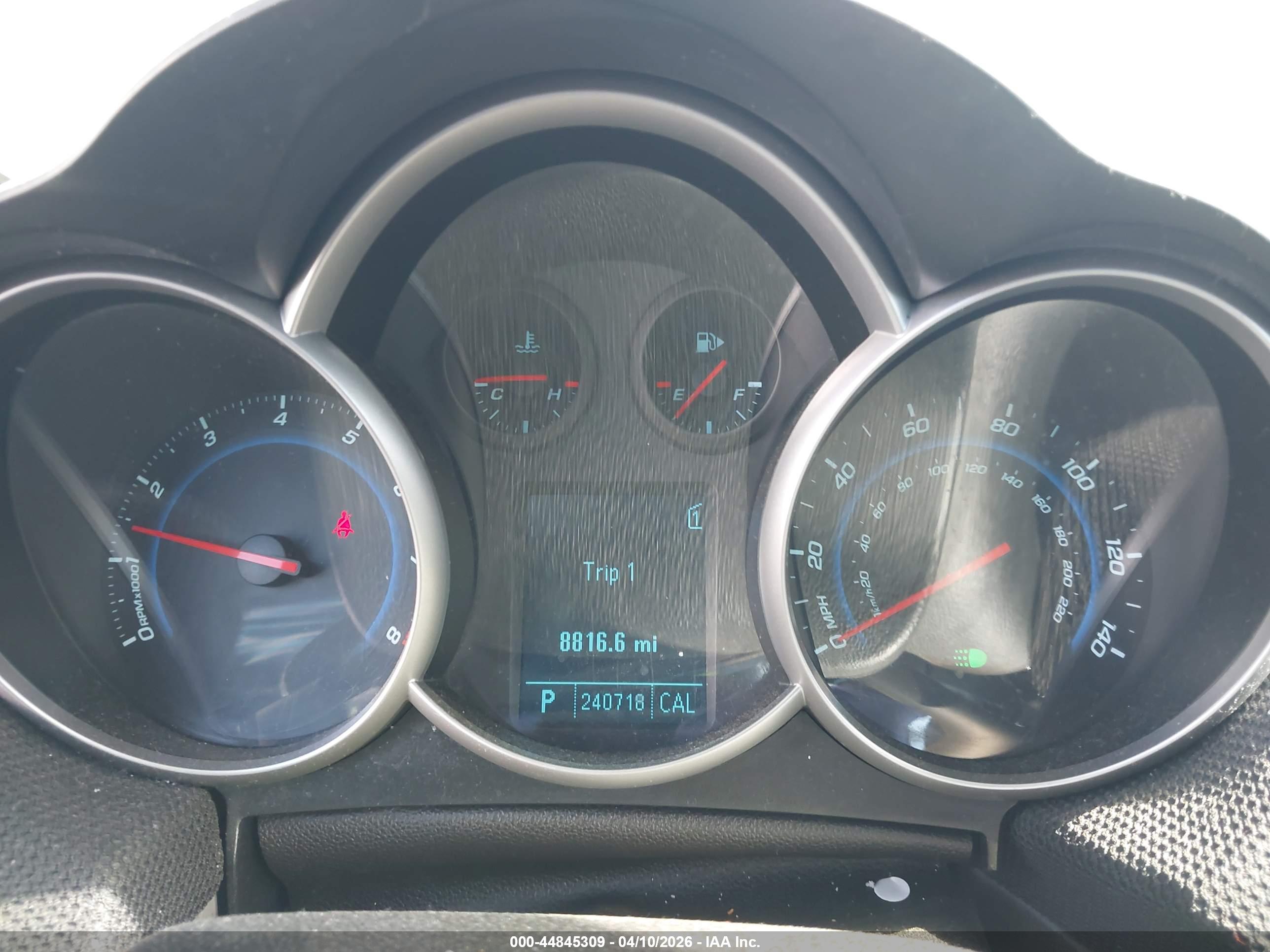 CHEVROLET CRUZE image 7