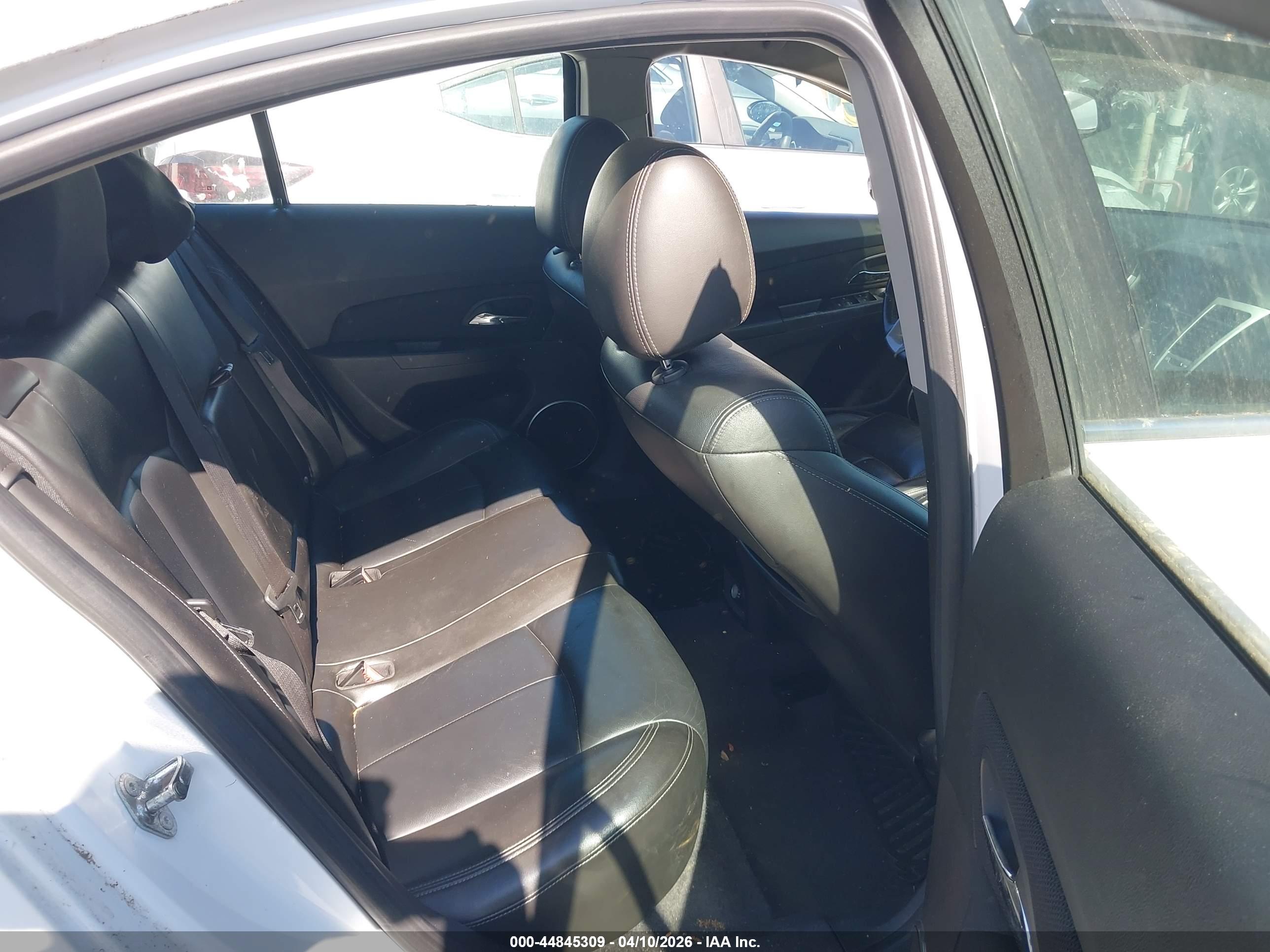 CHEVROLET CRUZE image 8