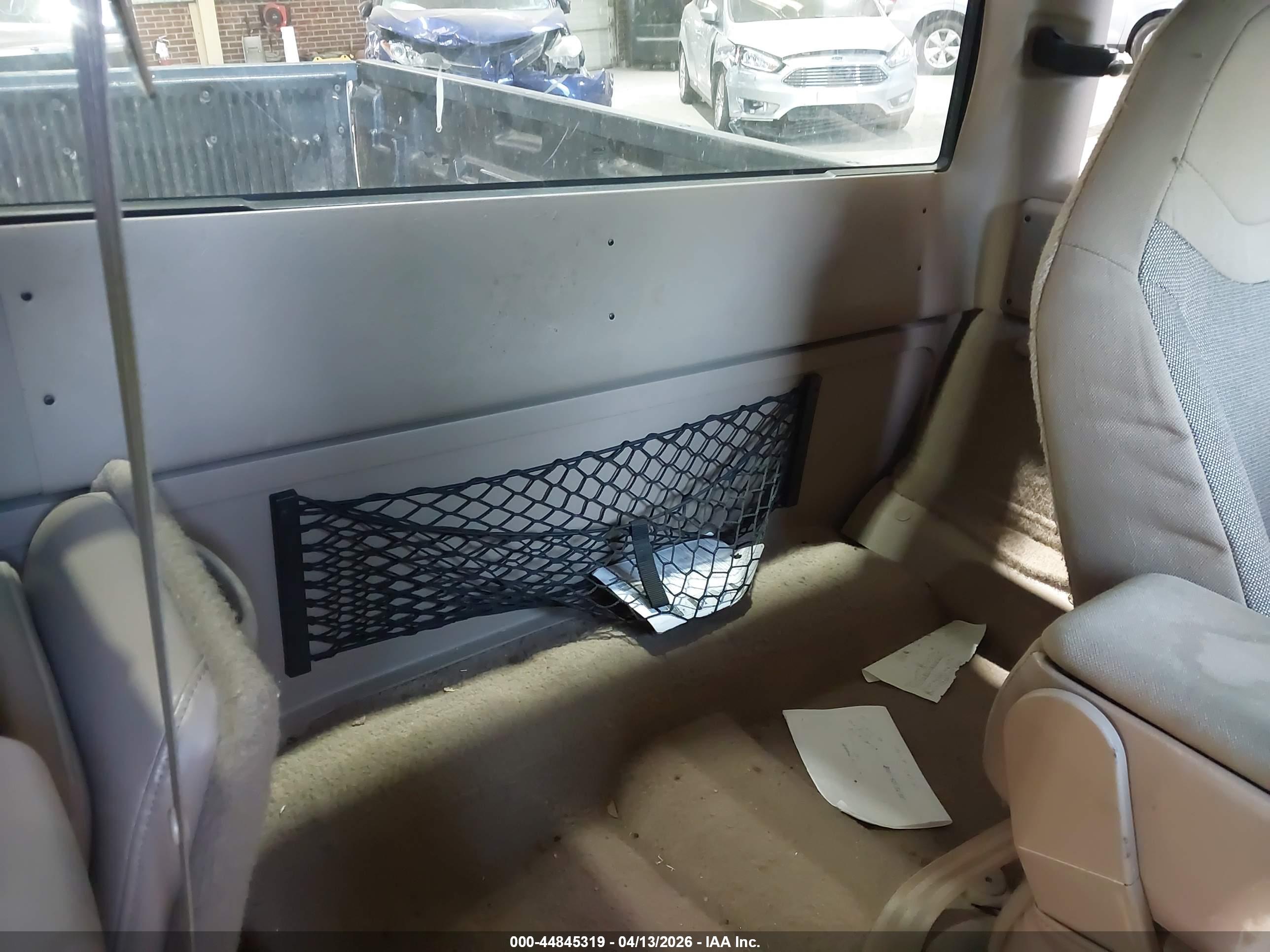 FORD RANGER image 8