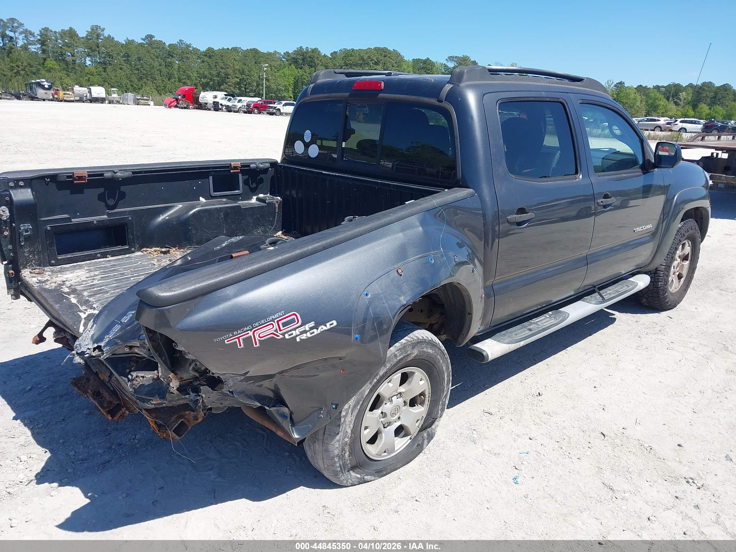 TOYOTA TACOMA image 4