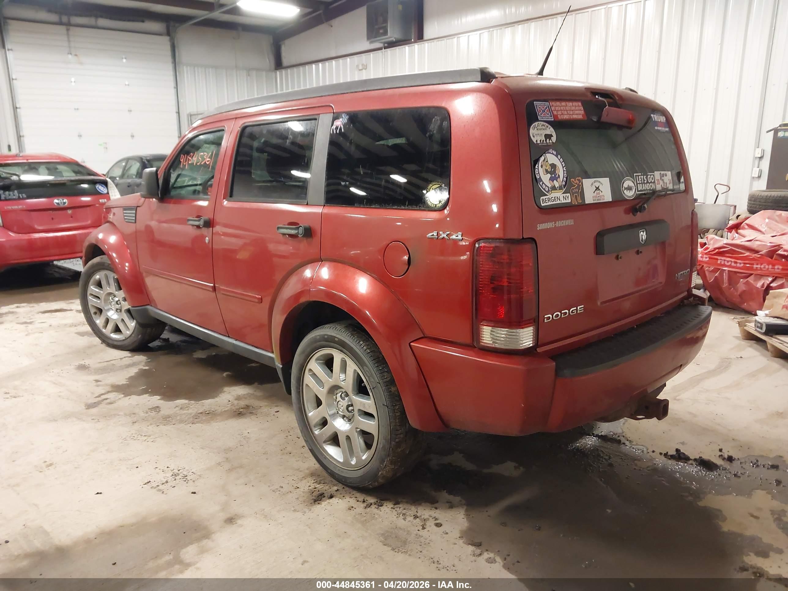 DODGE NITRO image 3