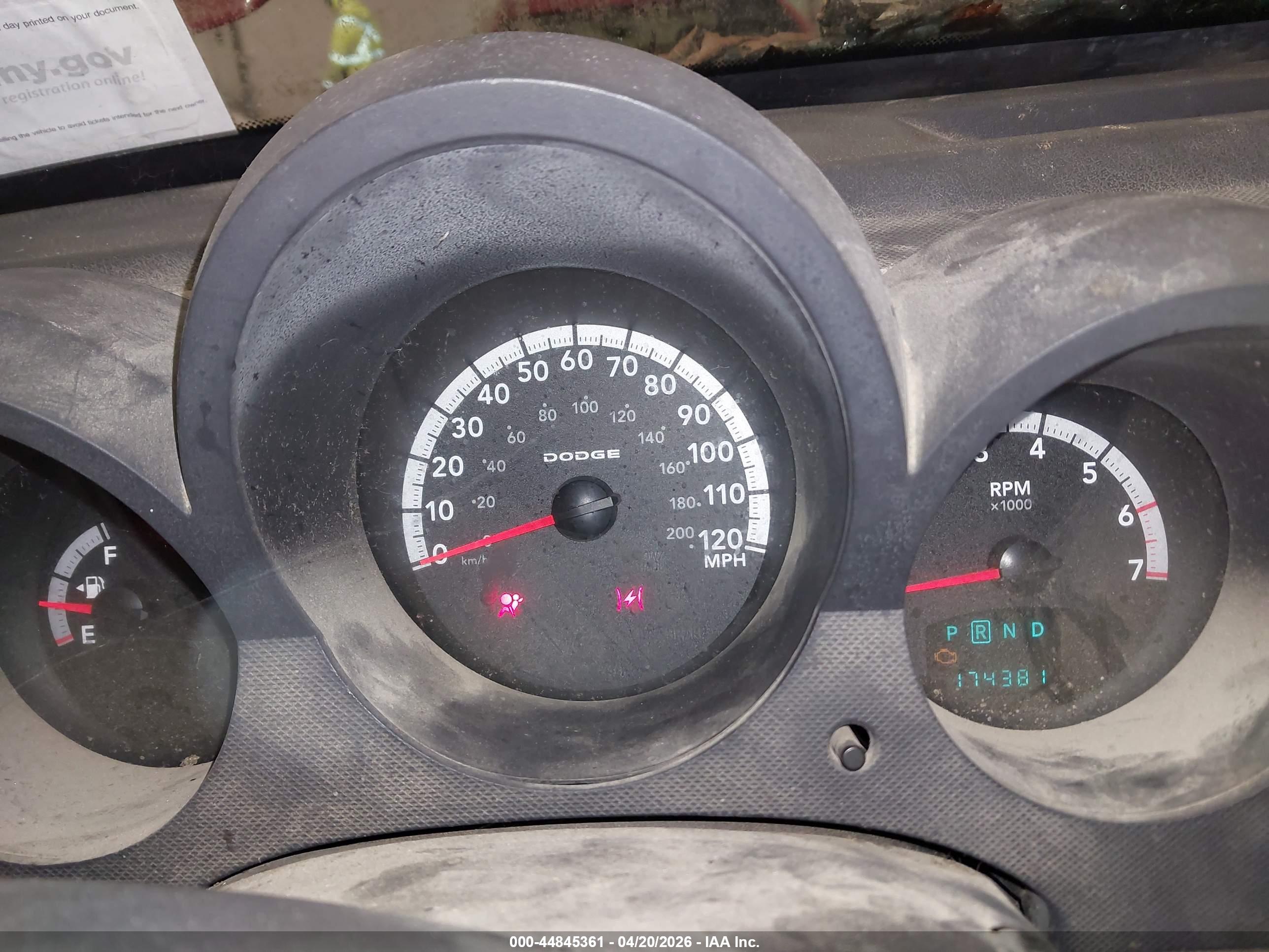DODGE NITRO image 7