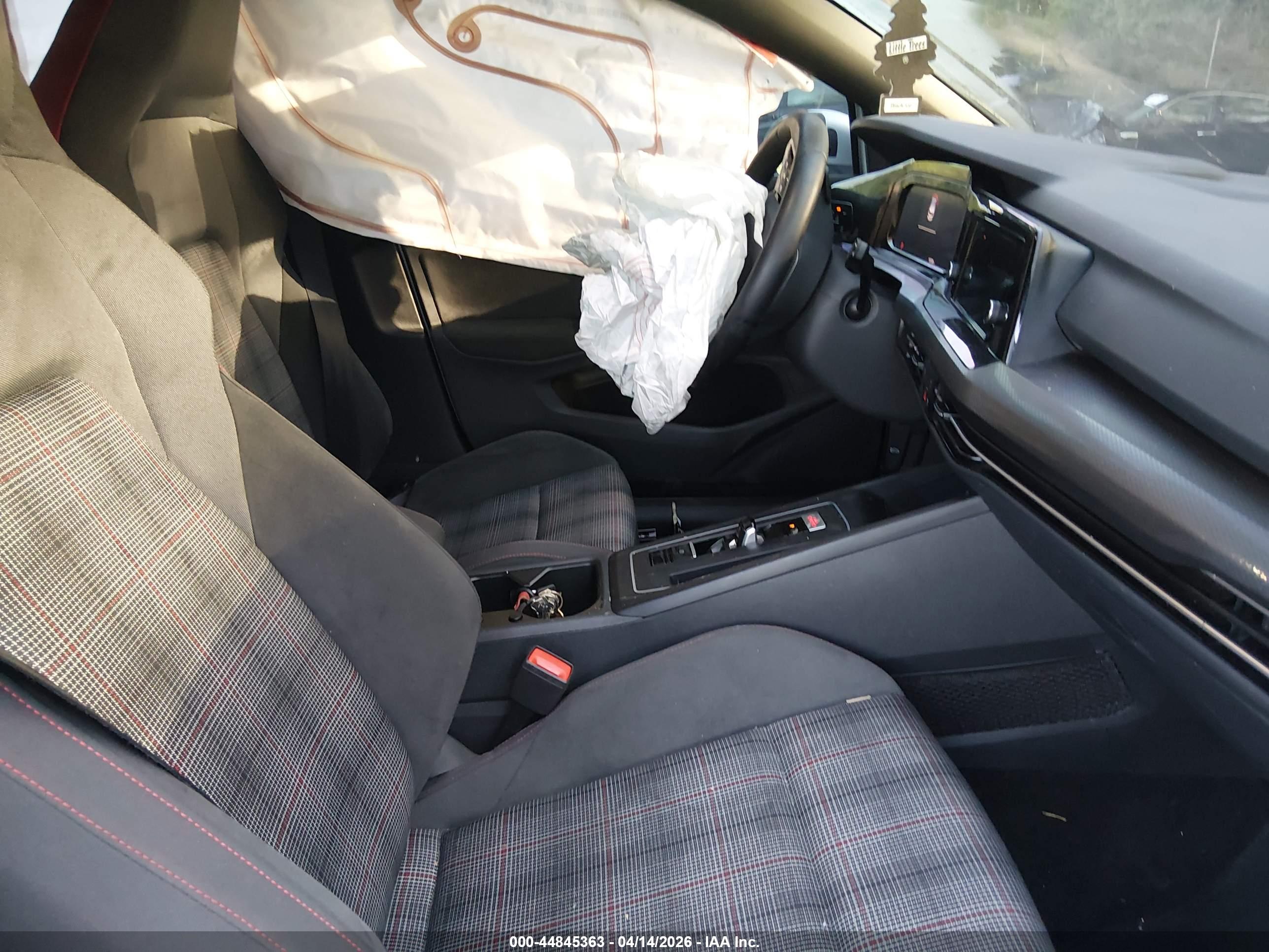VOLKSWAGEN GOLF image 5