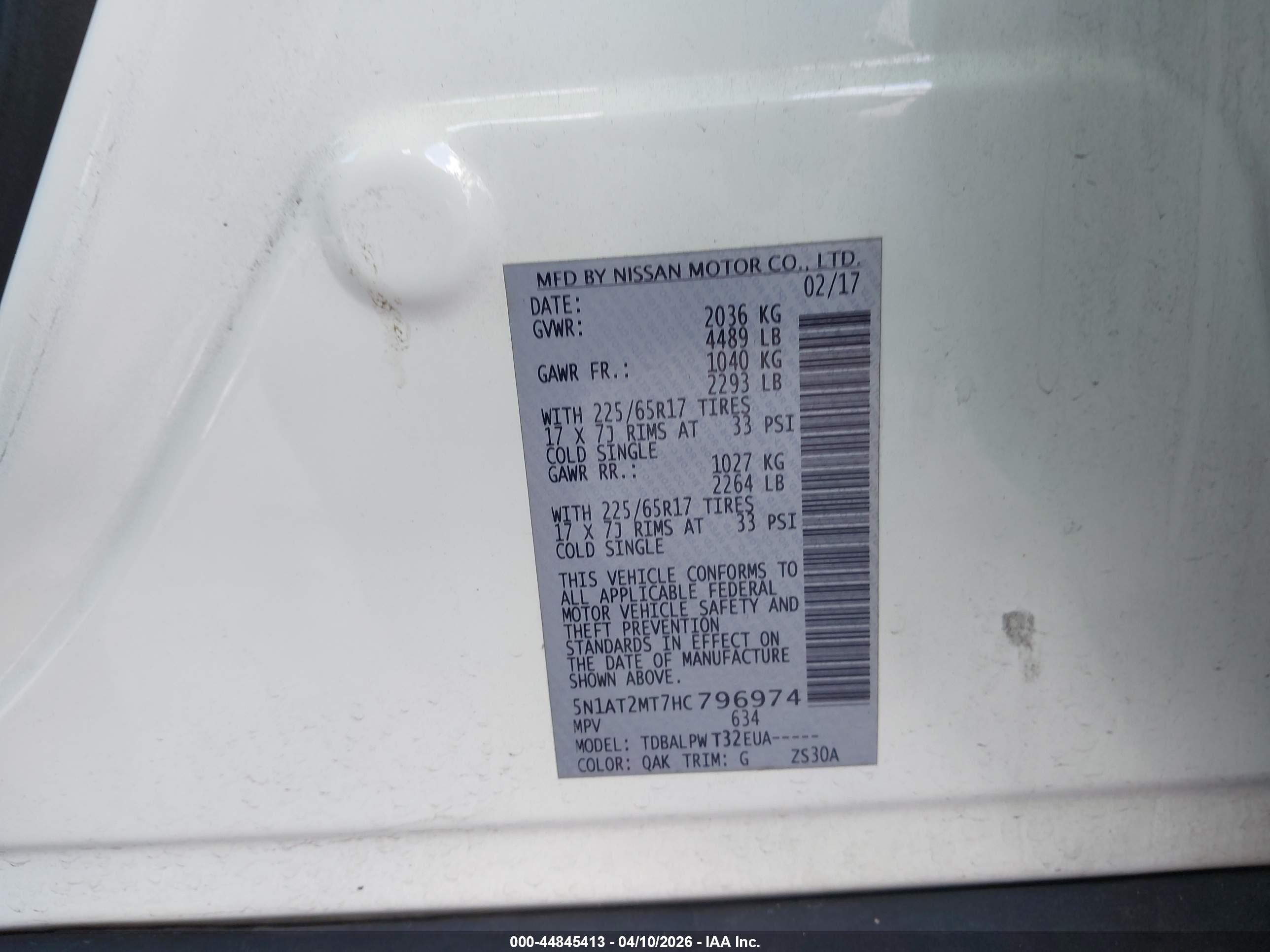 NISSAN ROGUE image 9