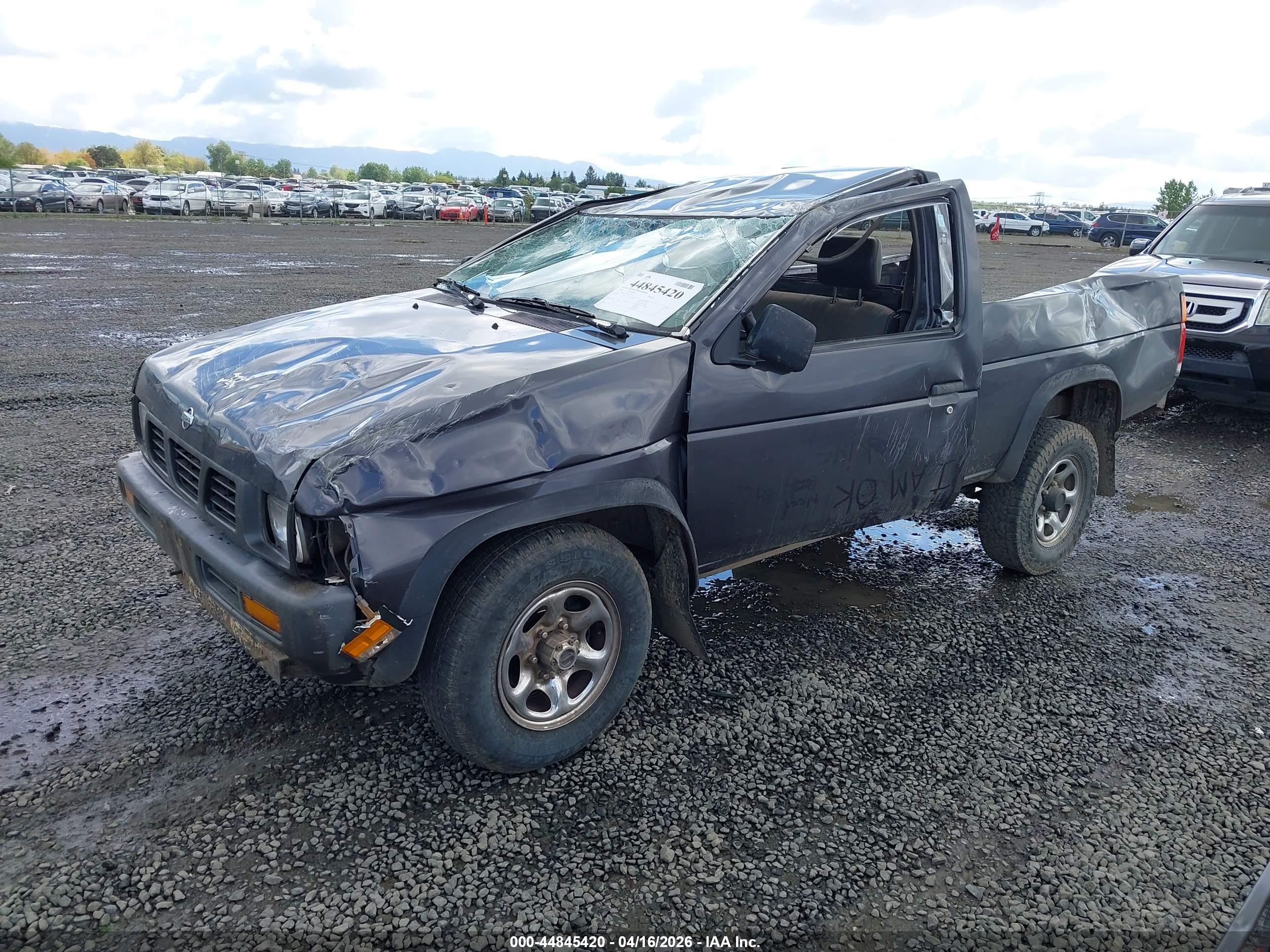 NISSAN TRUCK image 2