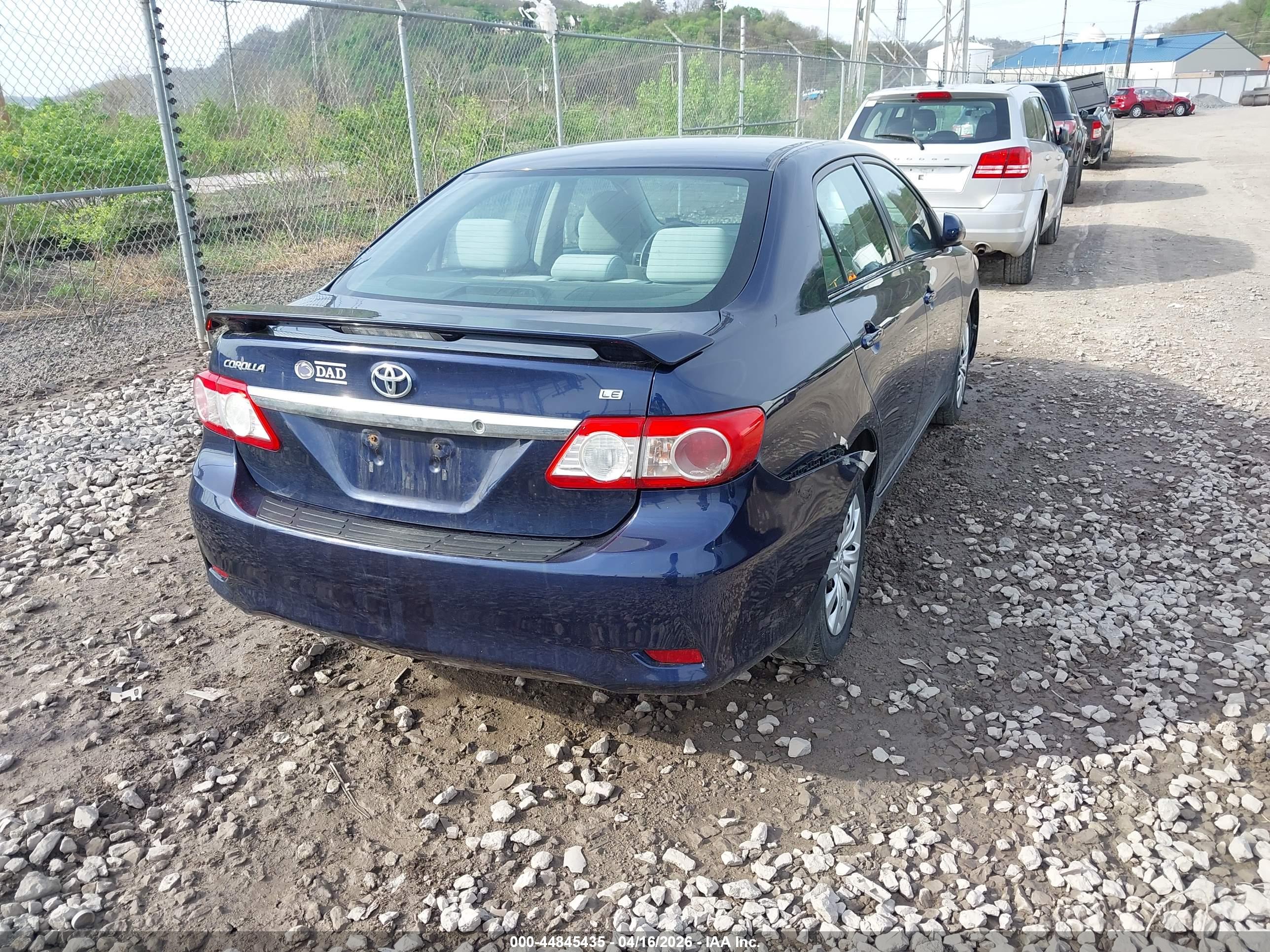 TOYOTA COROLLA image 4