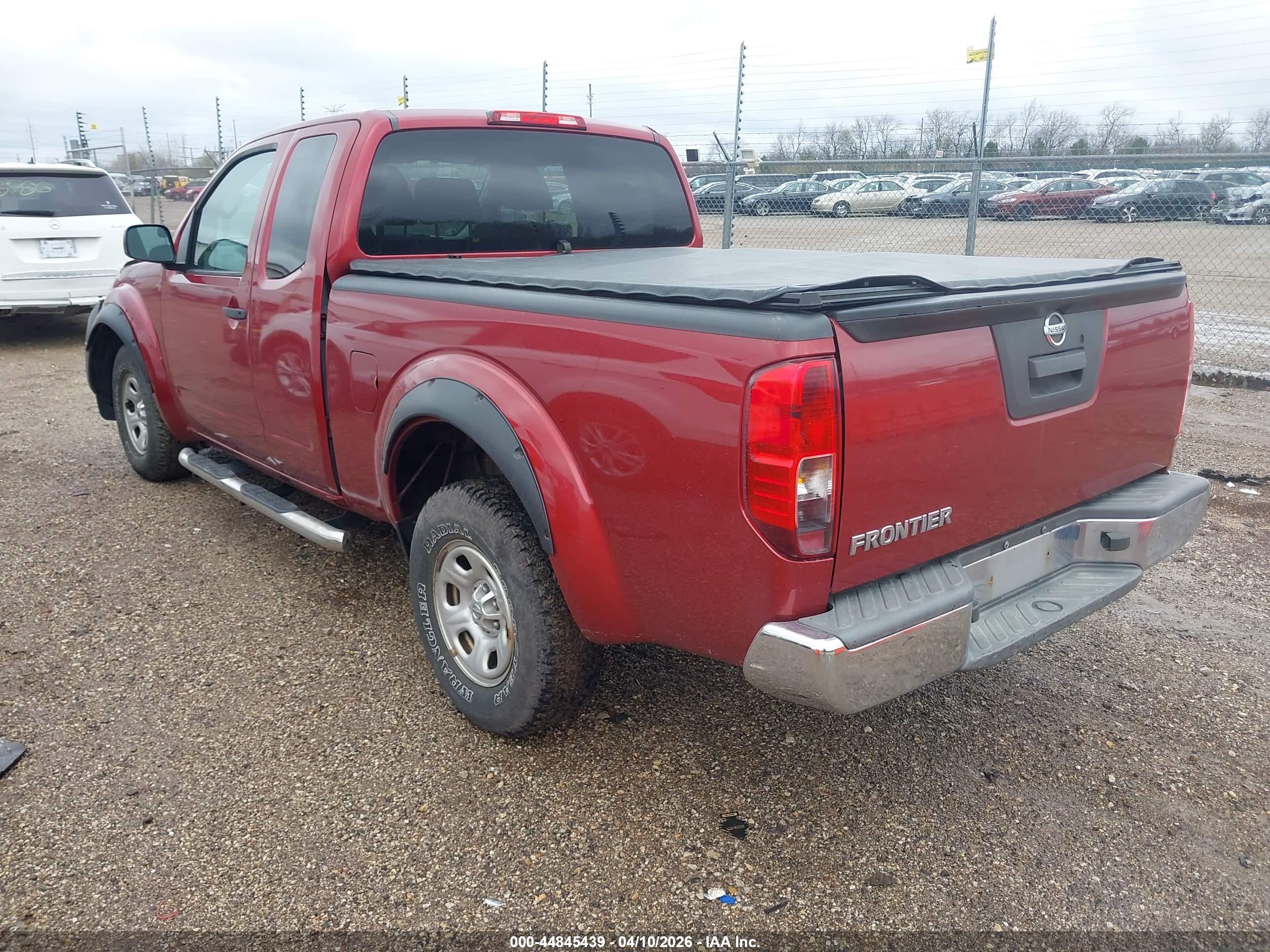 NISSAN FRONTIER image 3