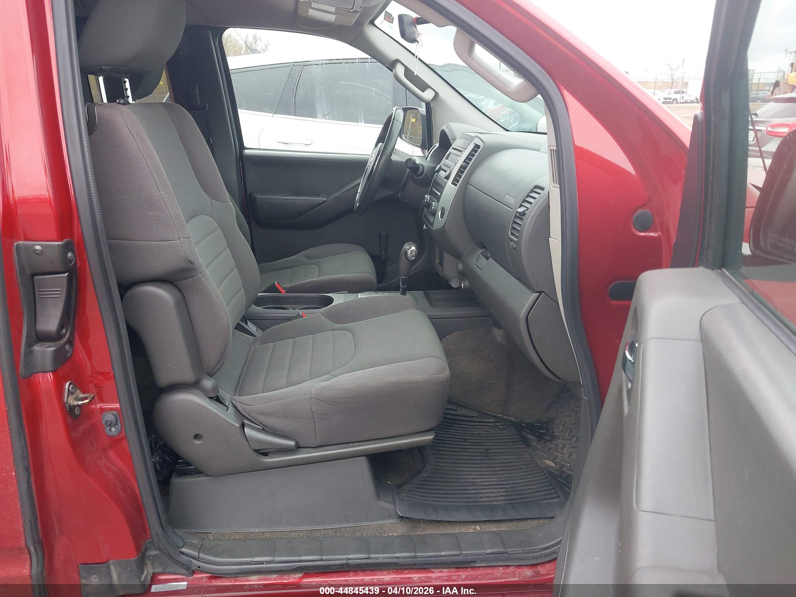 NISSAN FRONTIER image 5