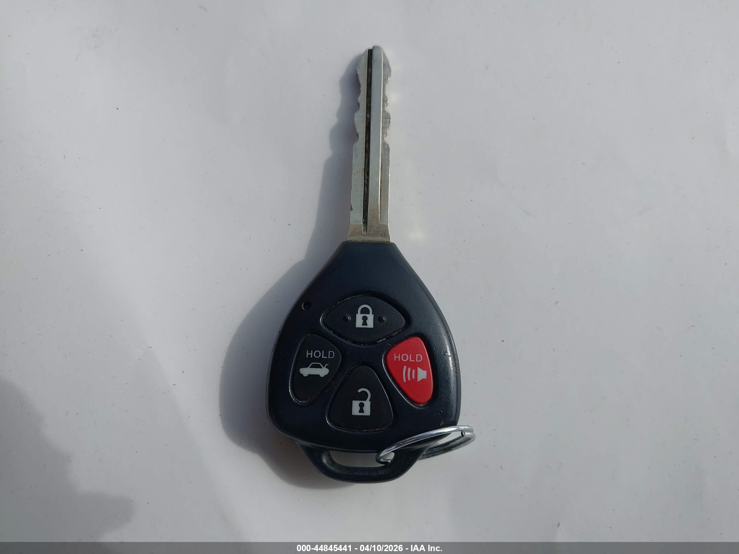 TOYOTA CAMRY image 11