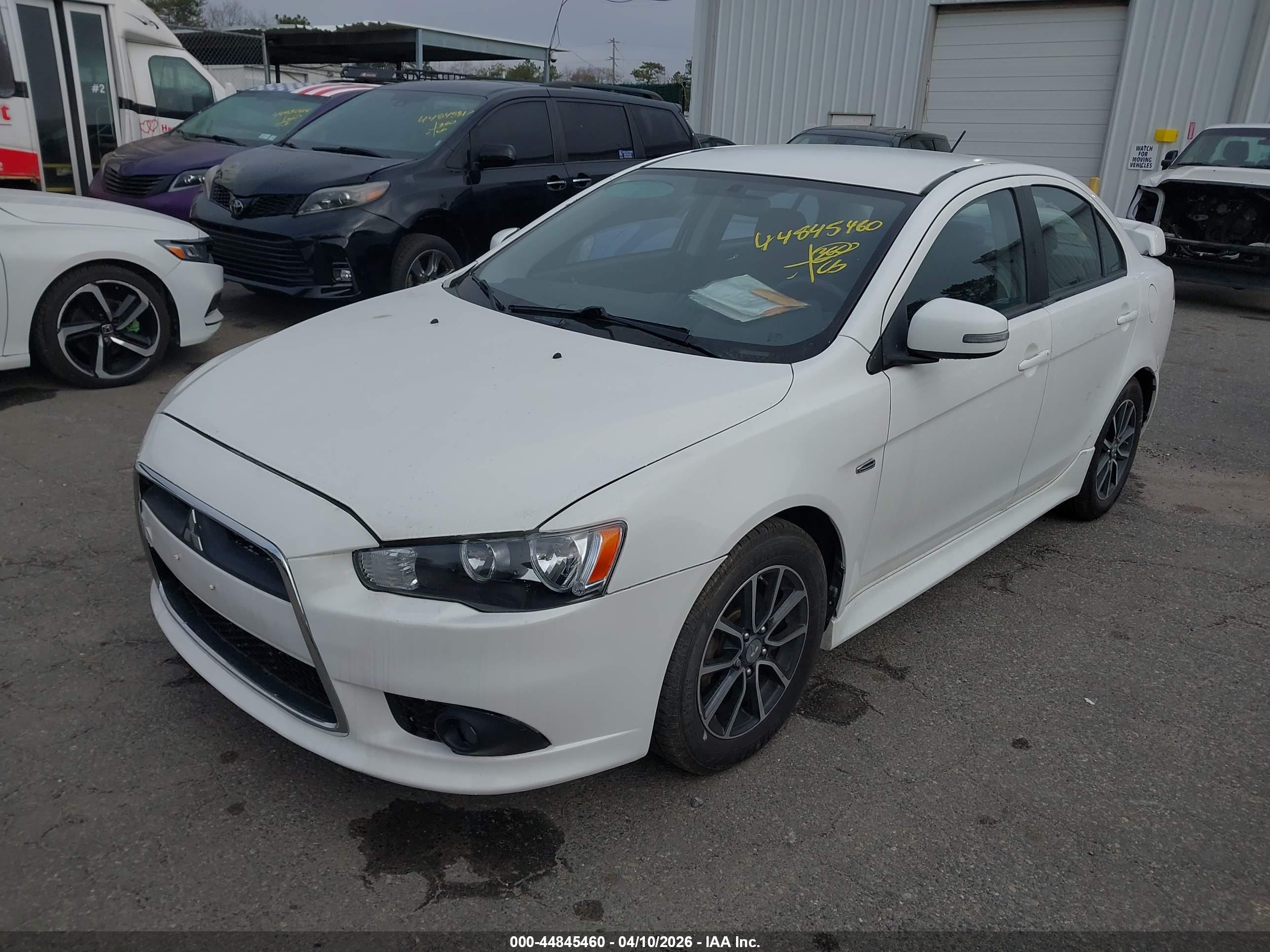 MITSUBISHI LANCER image 2