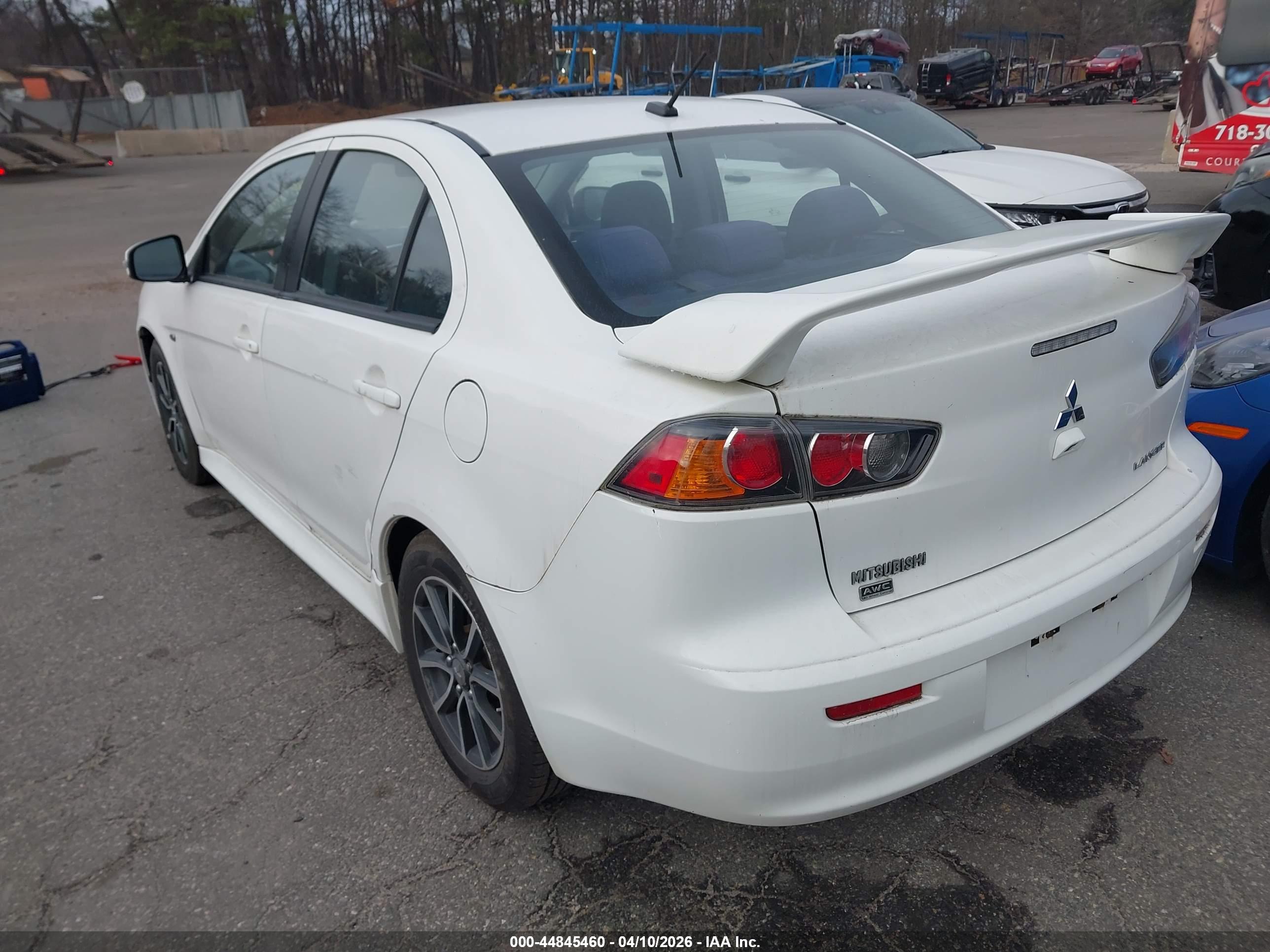 MITSUBISHI LANCER image 3