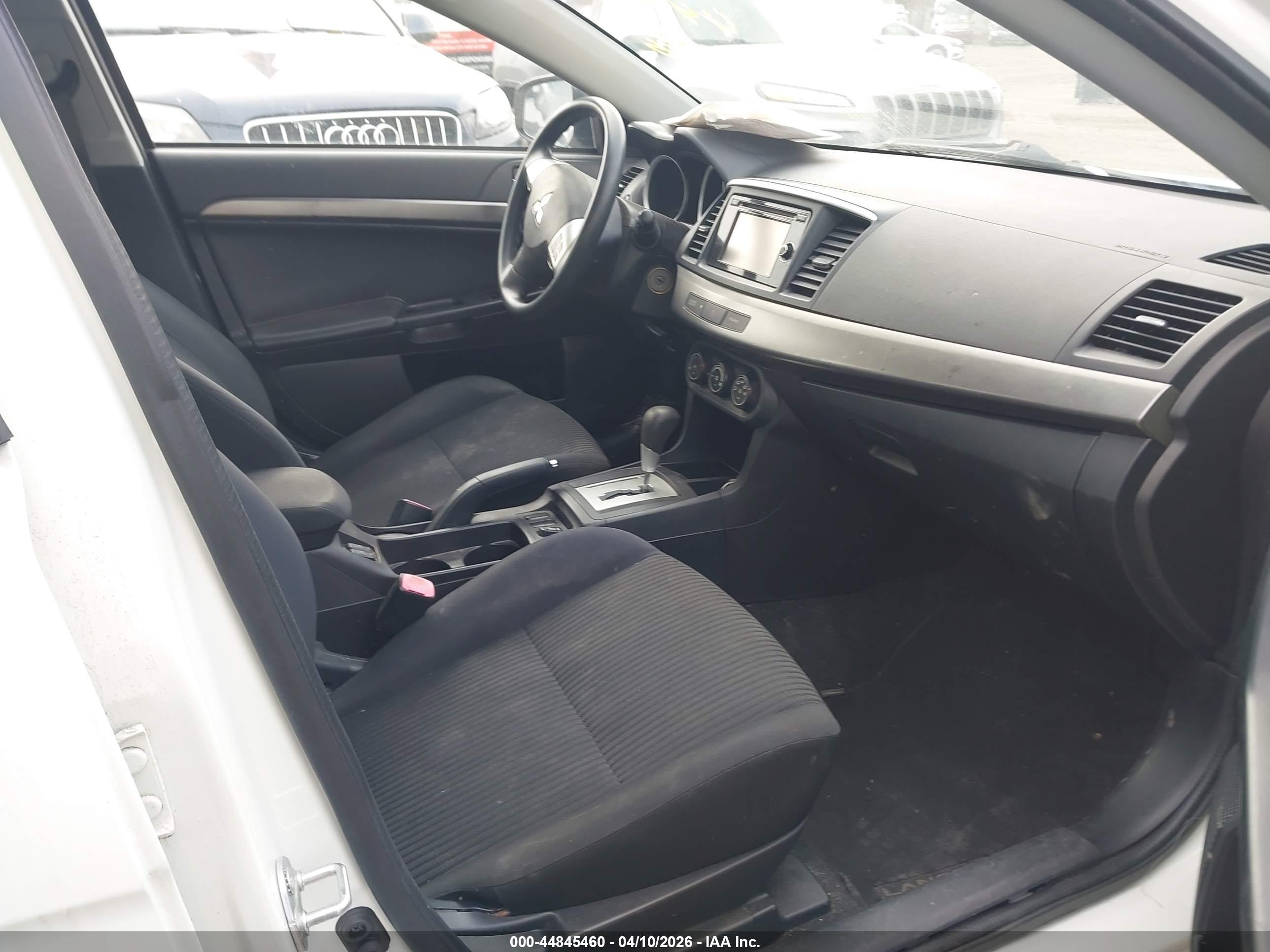MITSUBISHI LANCER image 5