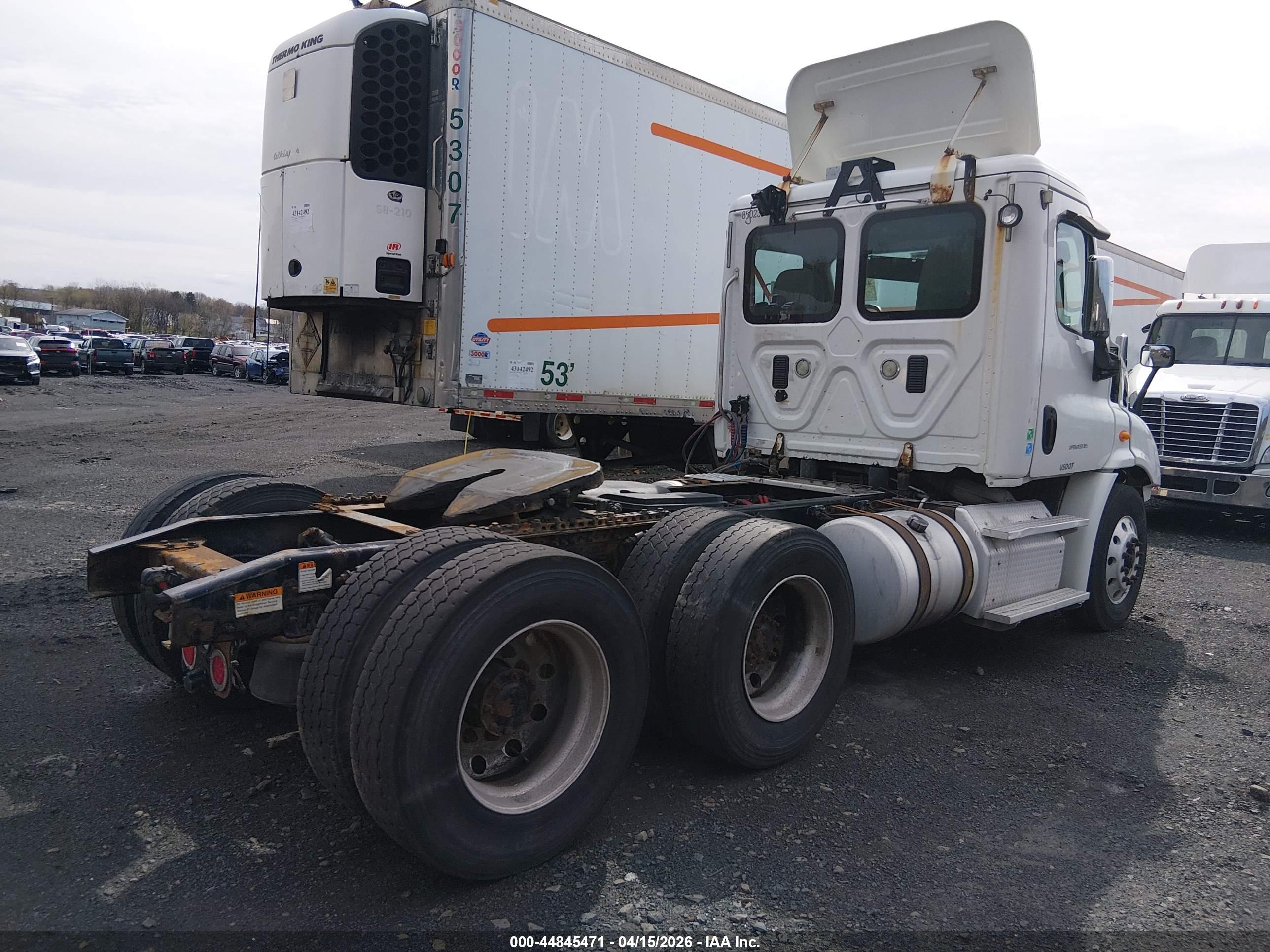 FREIGHTLINER CASCADIA image 4