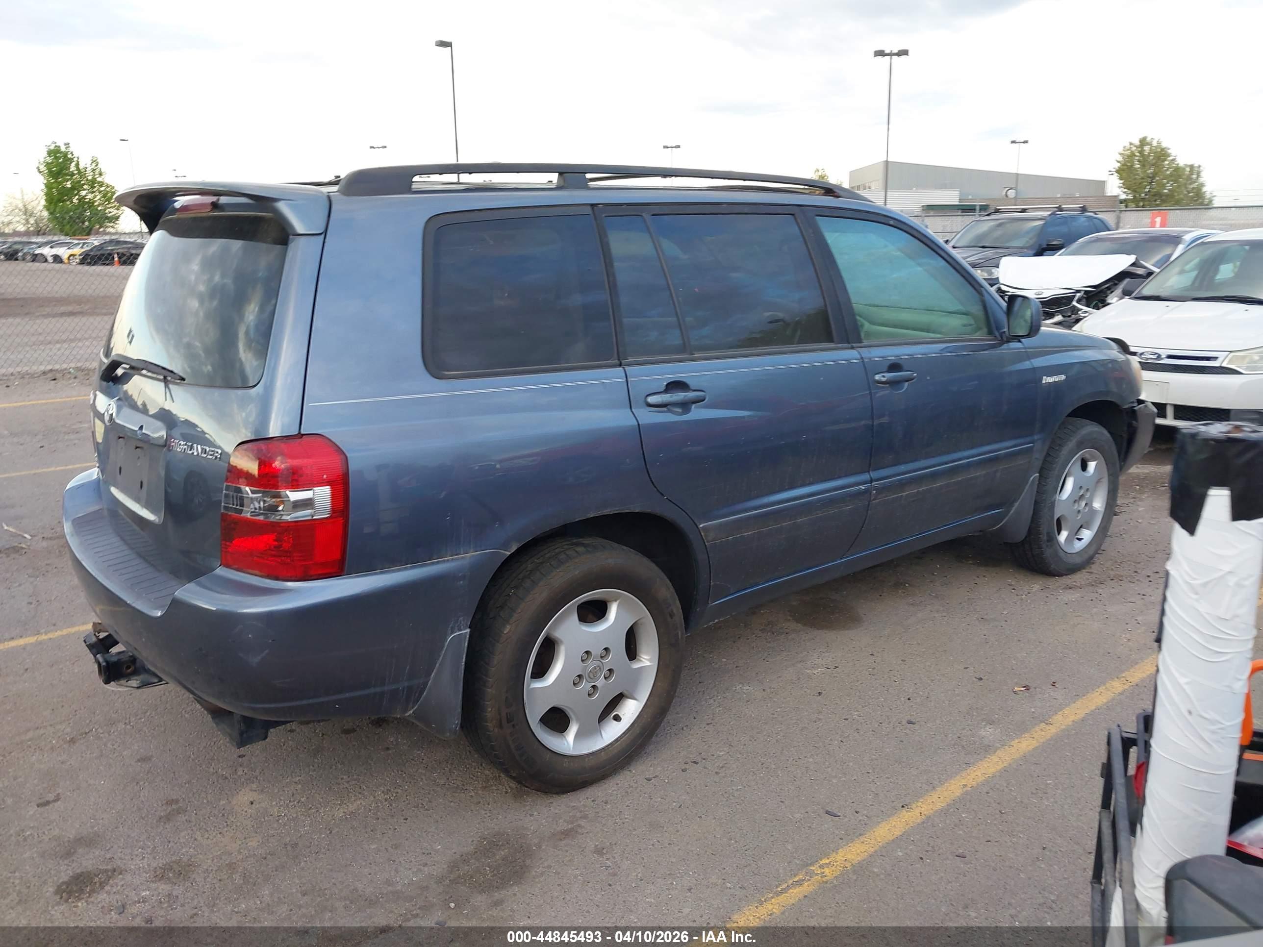 TOYOTA HIGHLANDER image 4