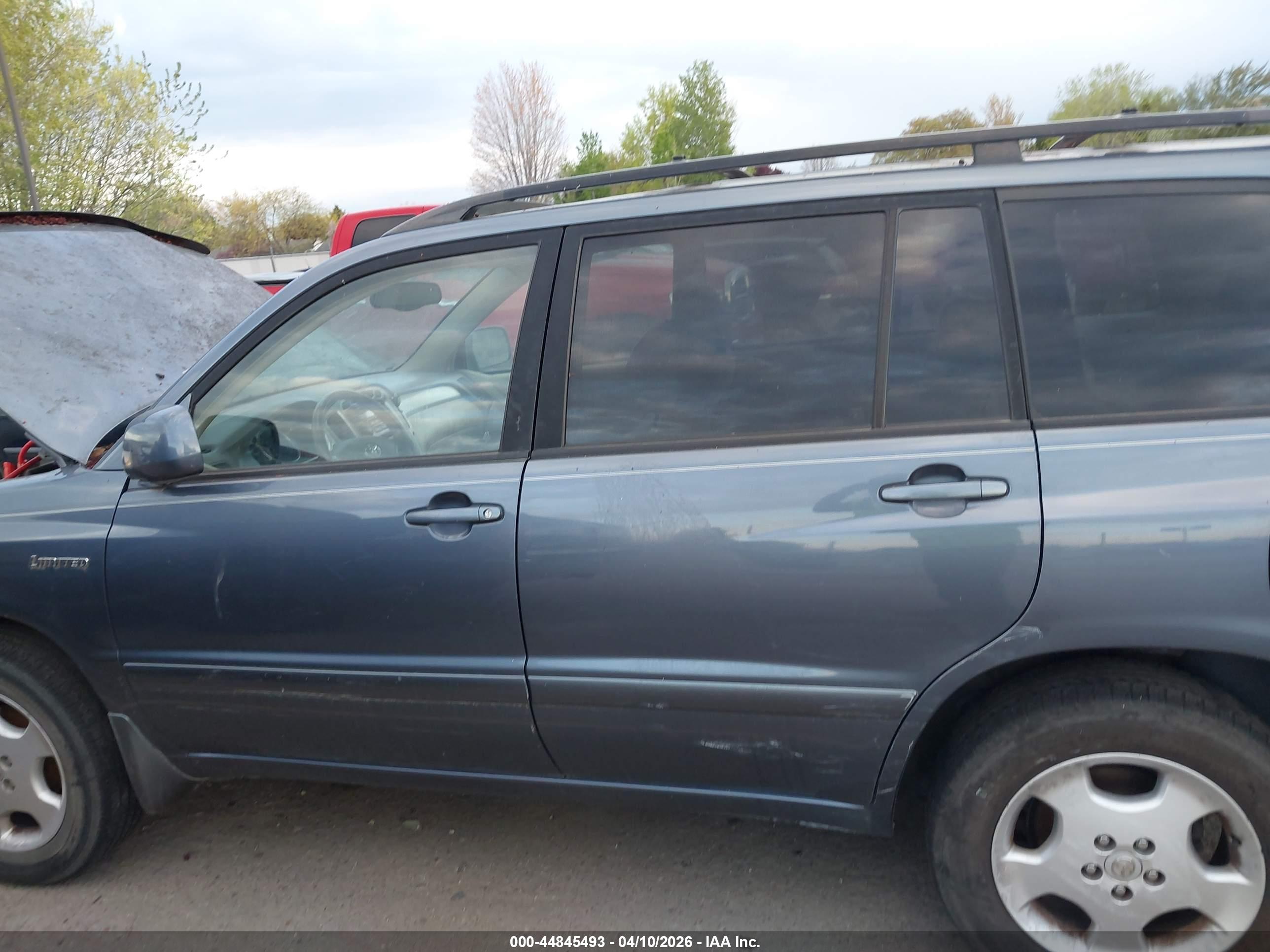 TOYOTA HIGHLANDER image 6