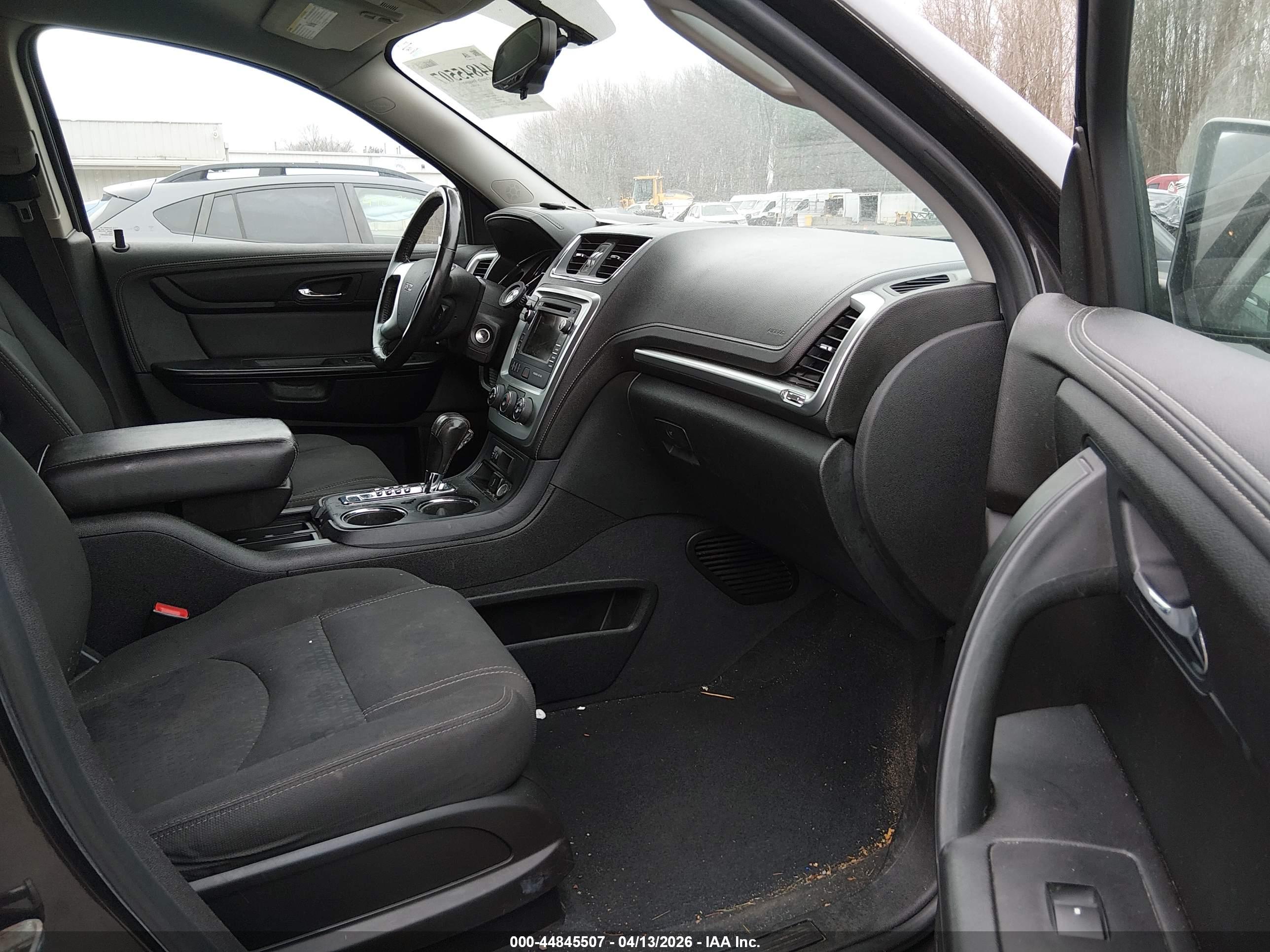 GMC ACADIA image 5