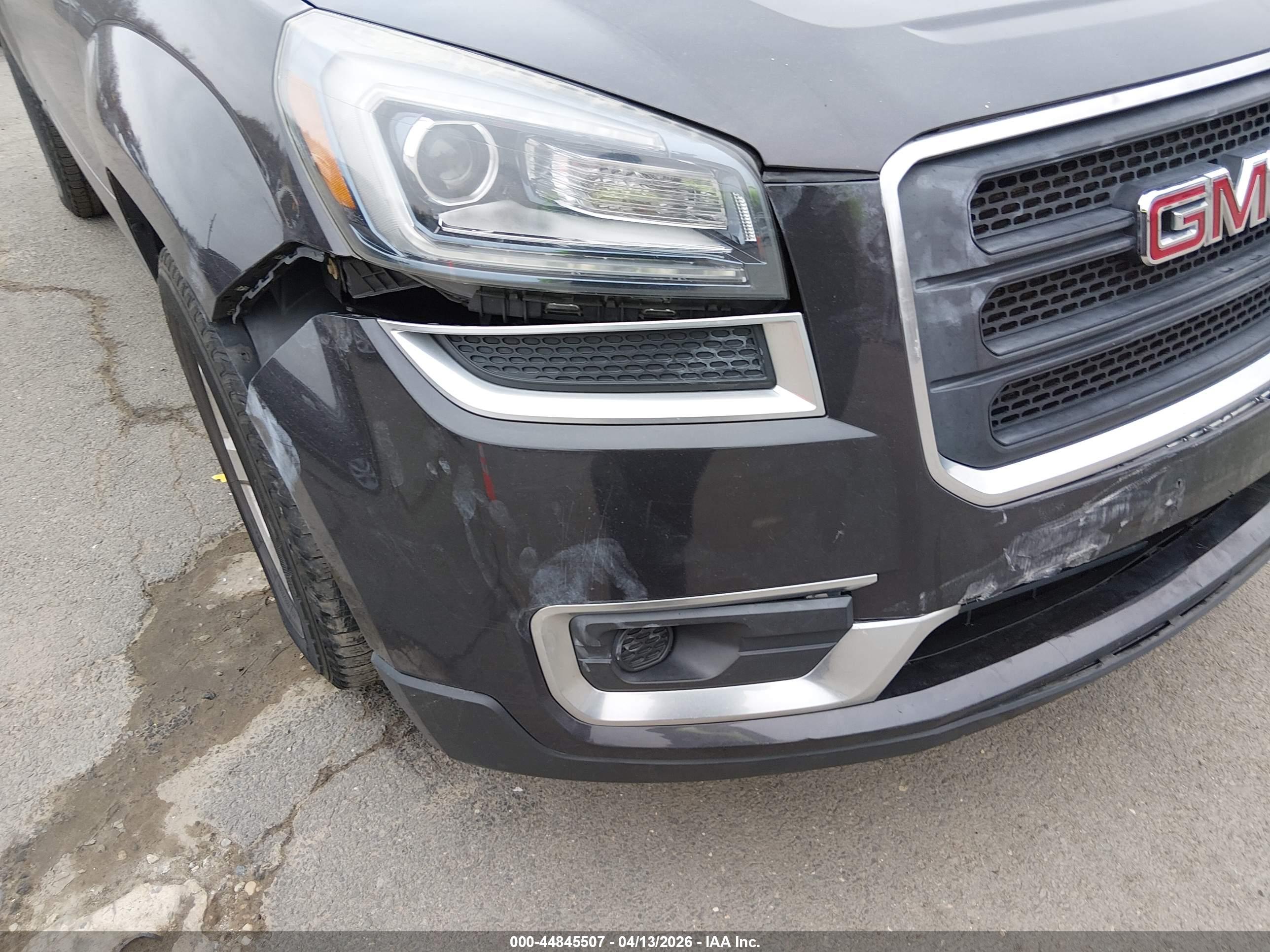 GMC ACADIA image 6
