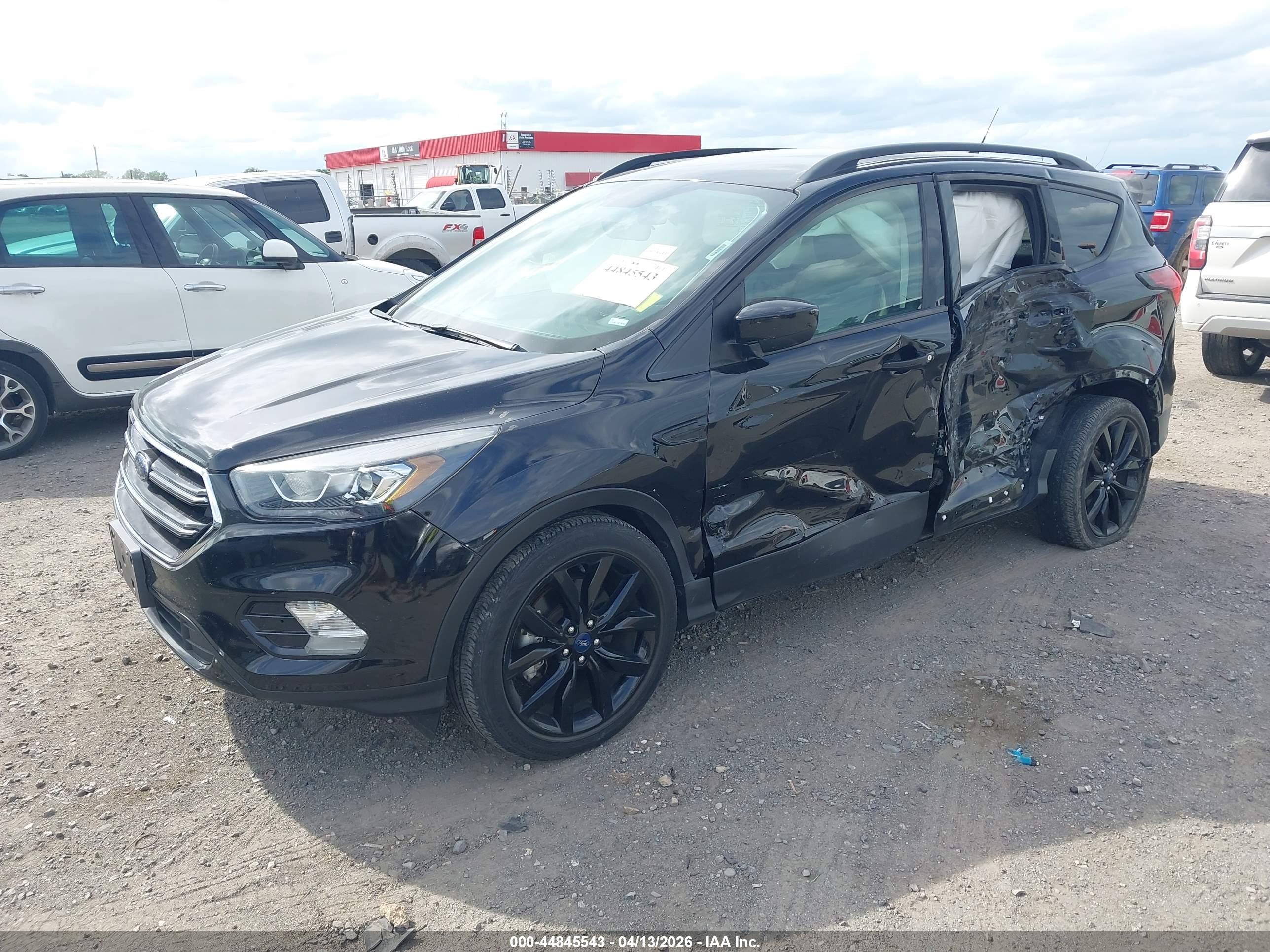 FORD ESCAPE image 2