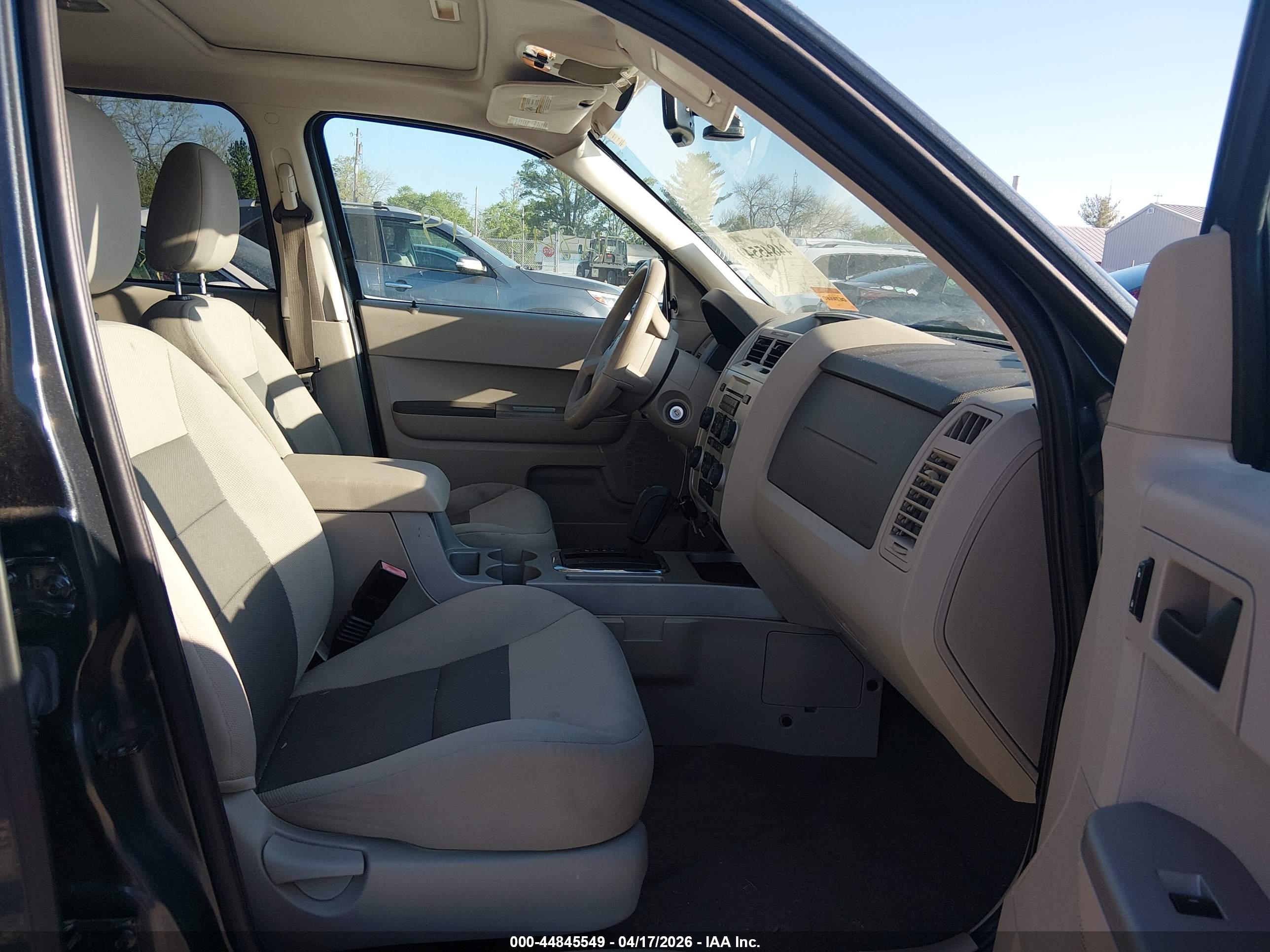 FORD ESCAPE image 5
