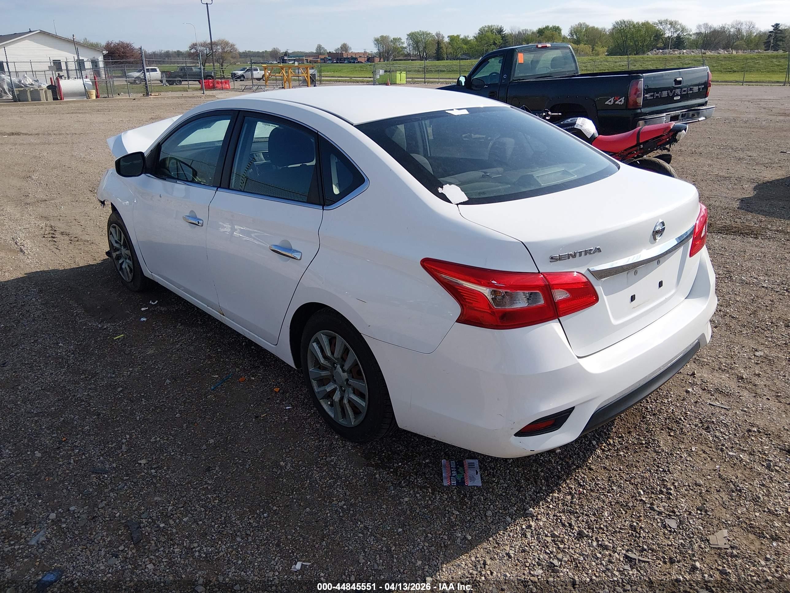 NISSAN SENTRA image 3
