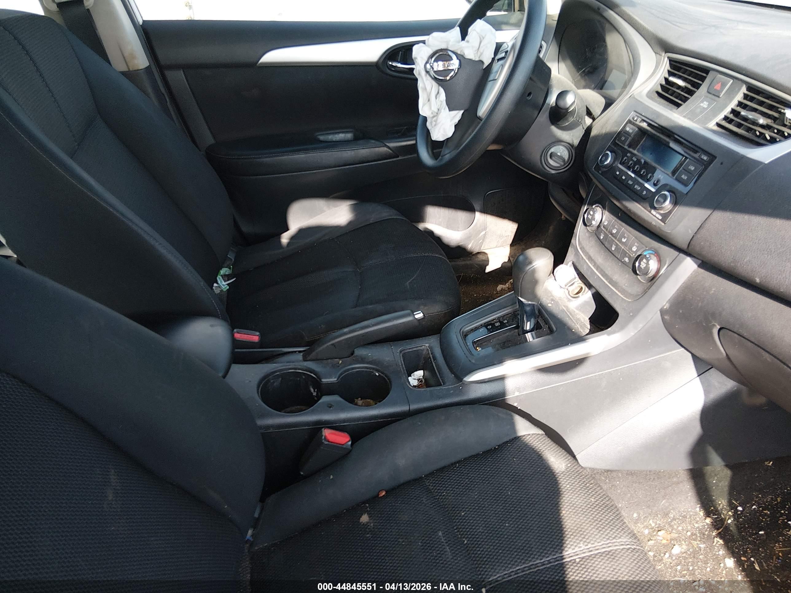 NISSAN SENTRA image 5