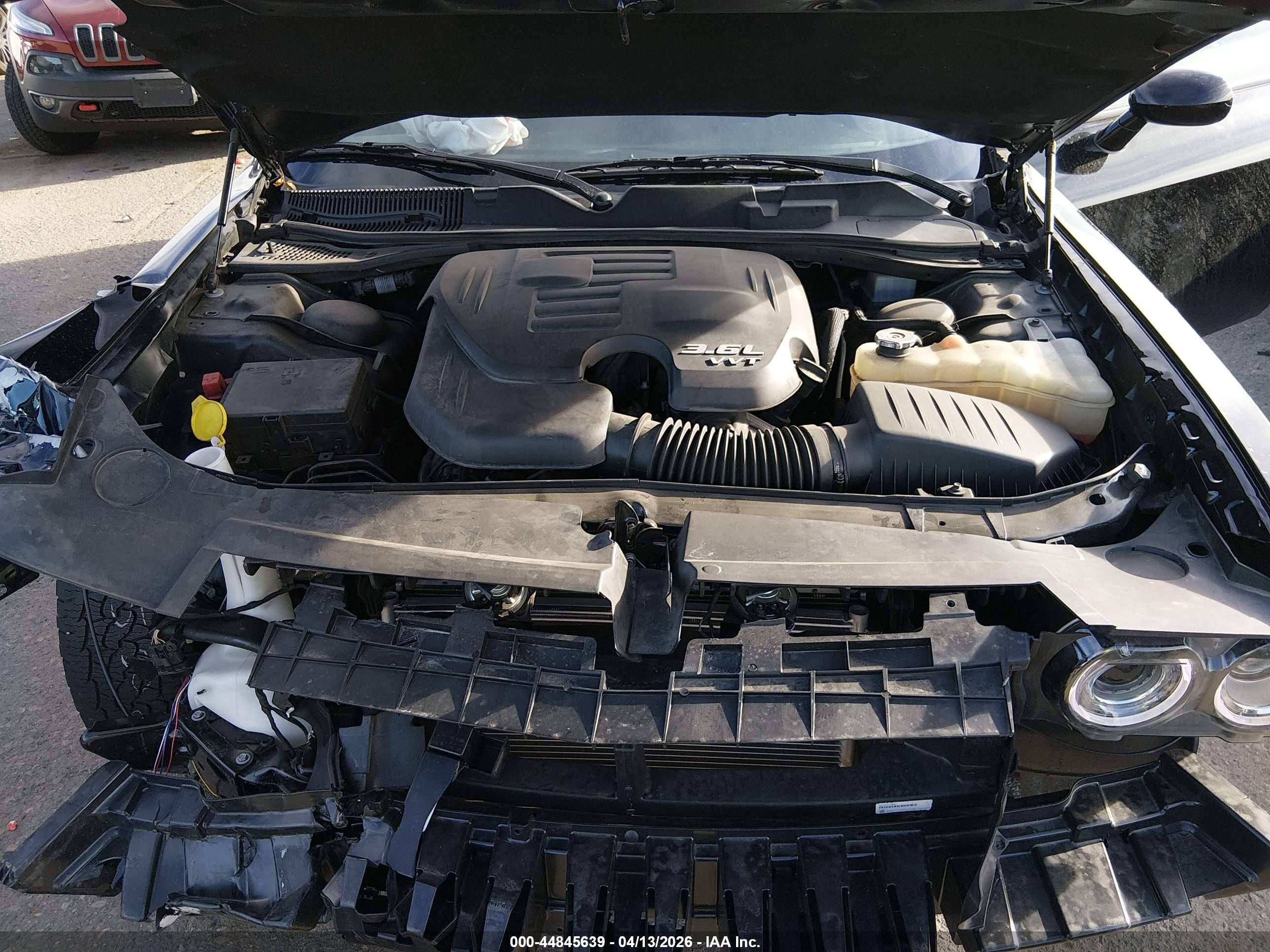 DODGE CHALLENGER image 10