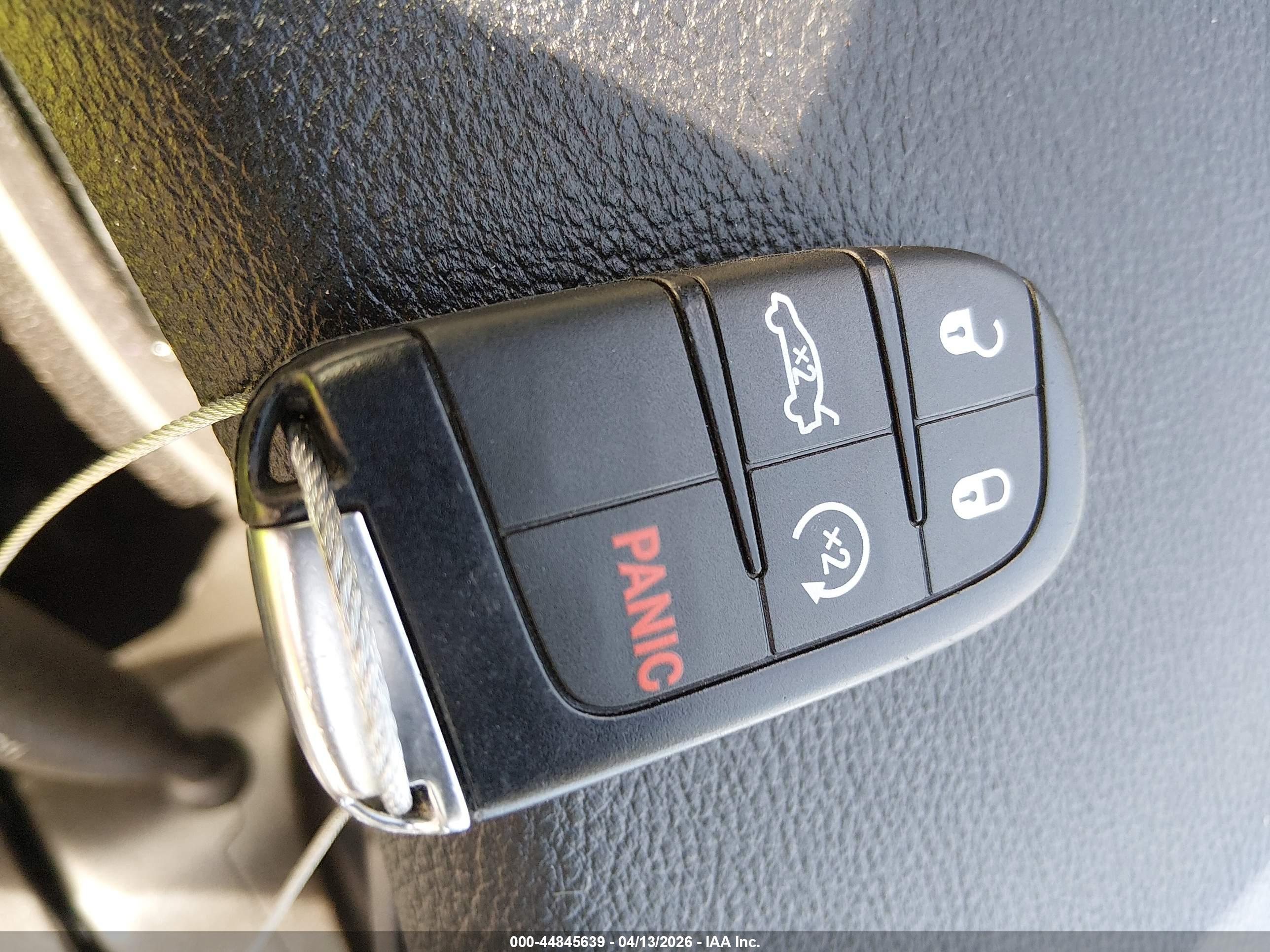DODGE CHALLENGER image 11
